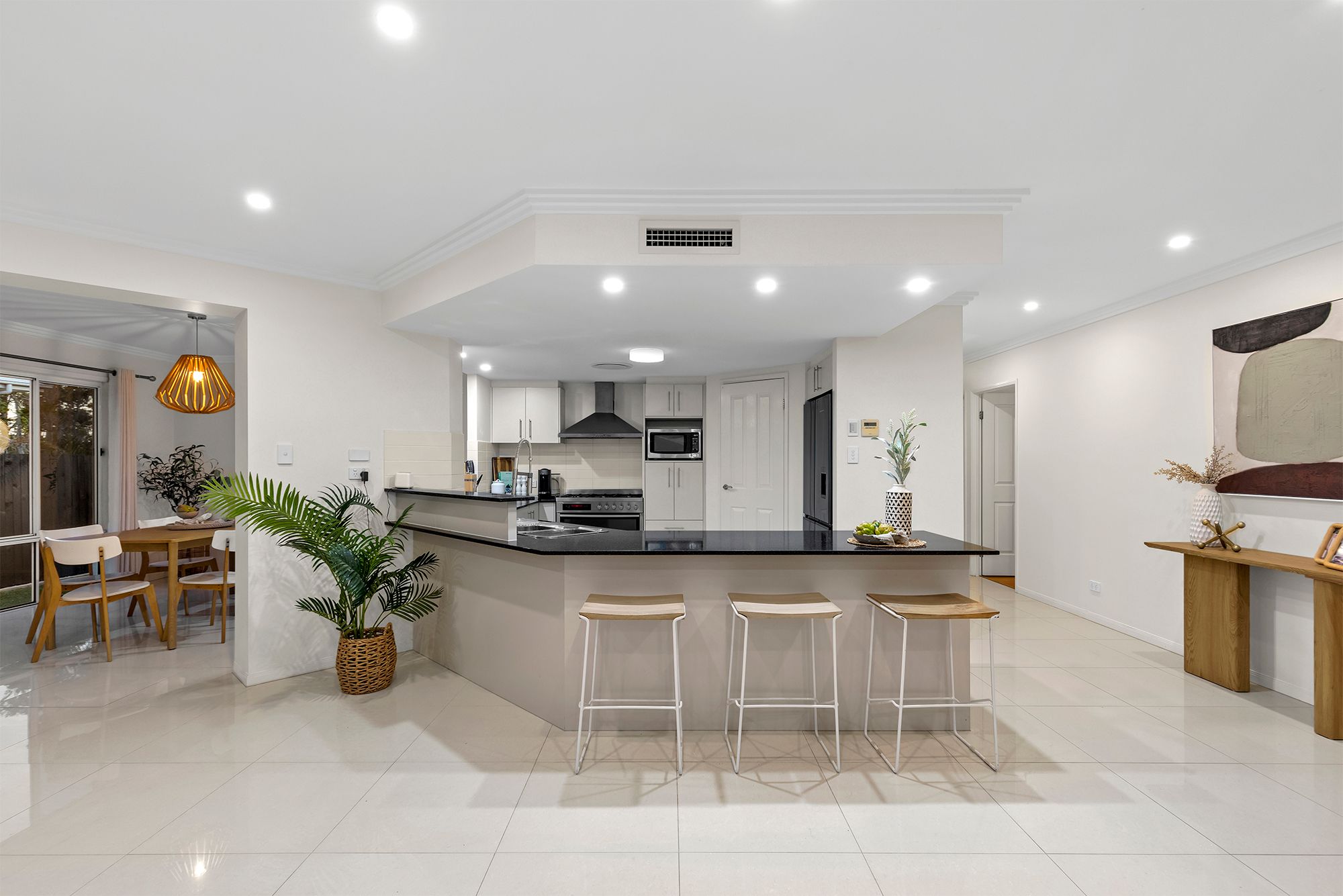 12 Ballesteros Street — photo 6 of 30