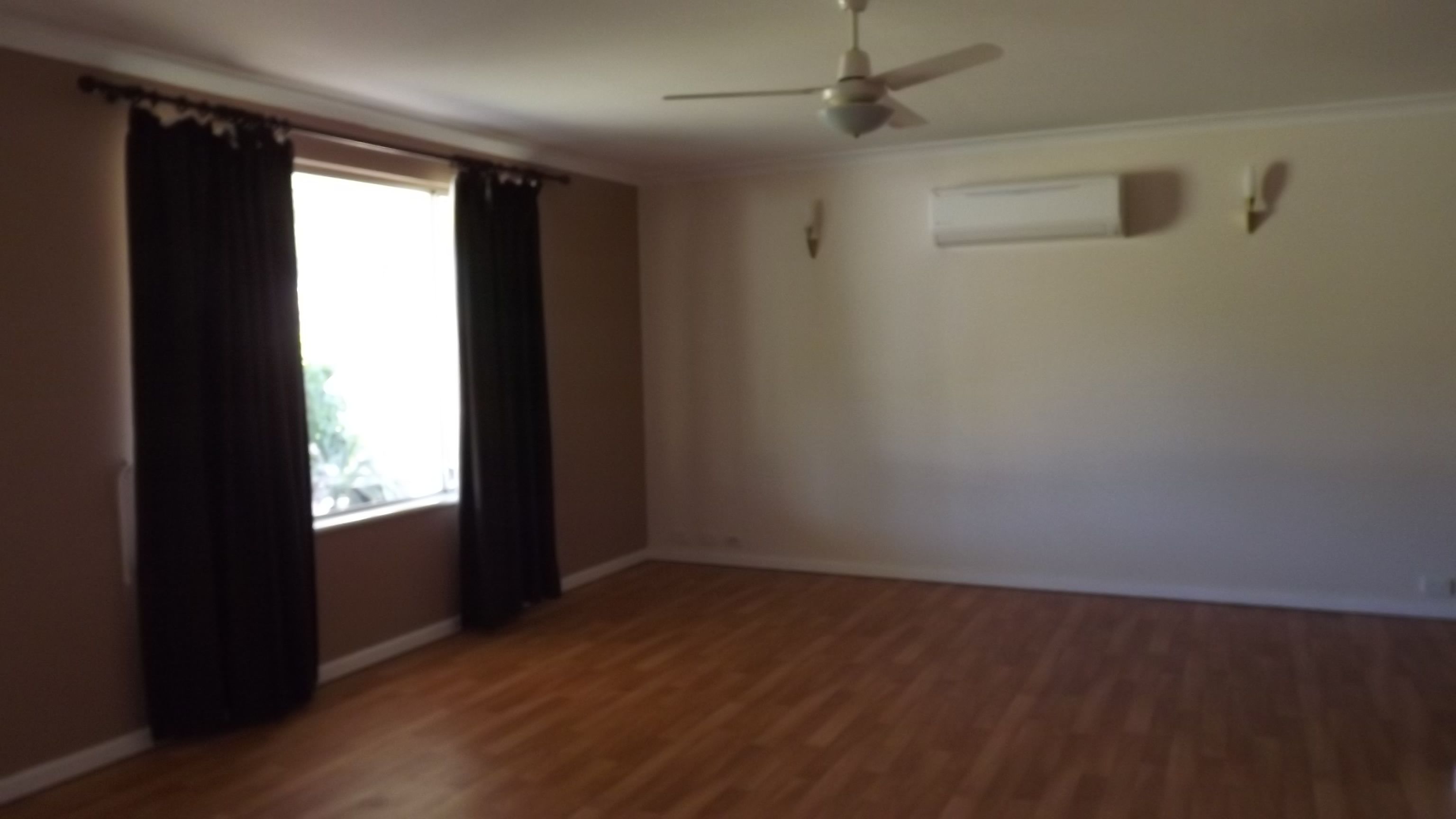 16 Dodd Street, Dongara, WA 6525