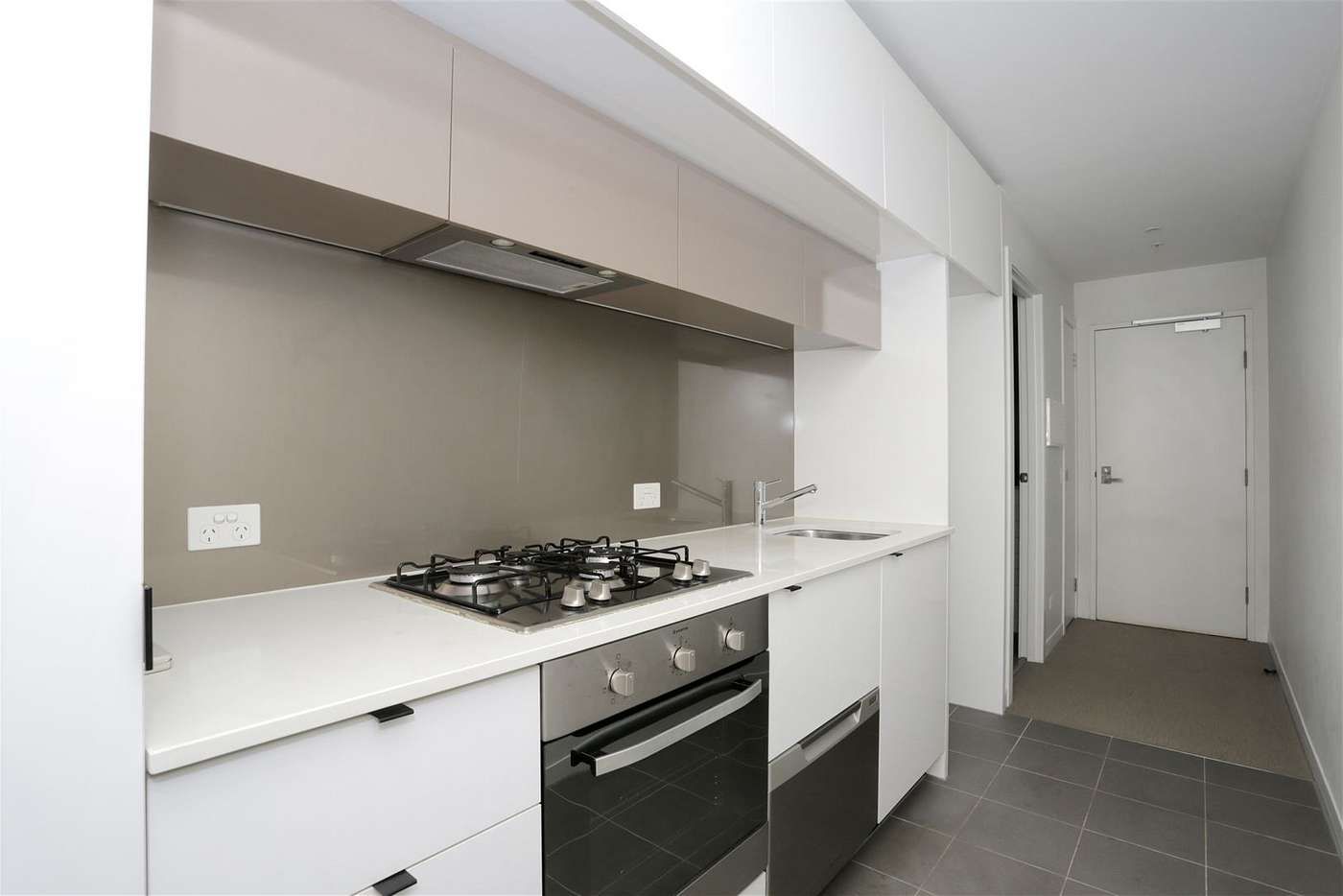 3105/80 A'Beckett Street — photo from Ray White Glen Waverley