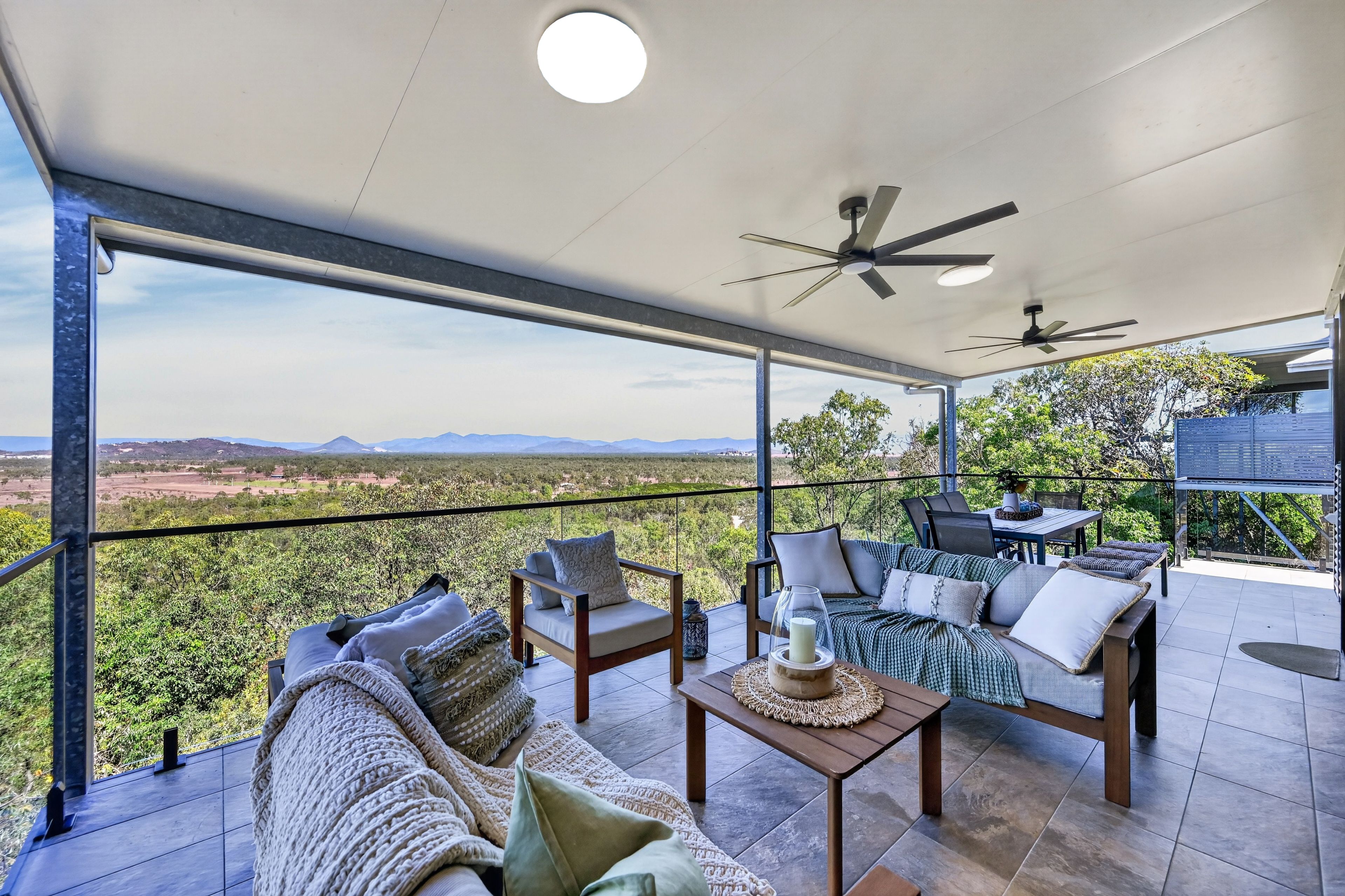 6 Chilott Court, Bushland Beach, QLD 4818