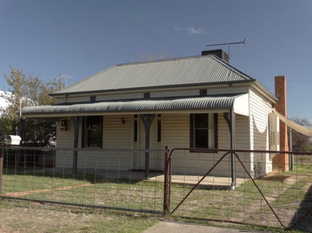 9 Fraser Street, Culcairn NSW 2660
