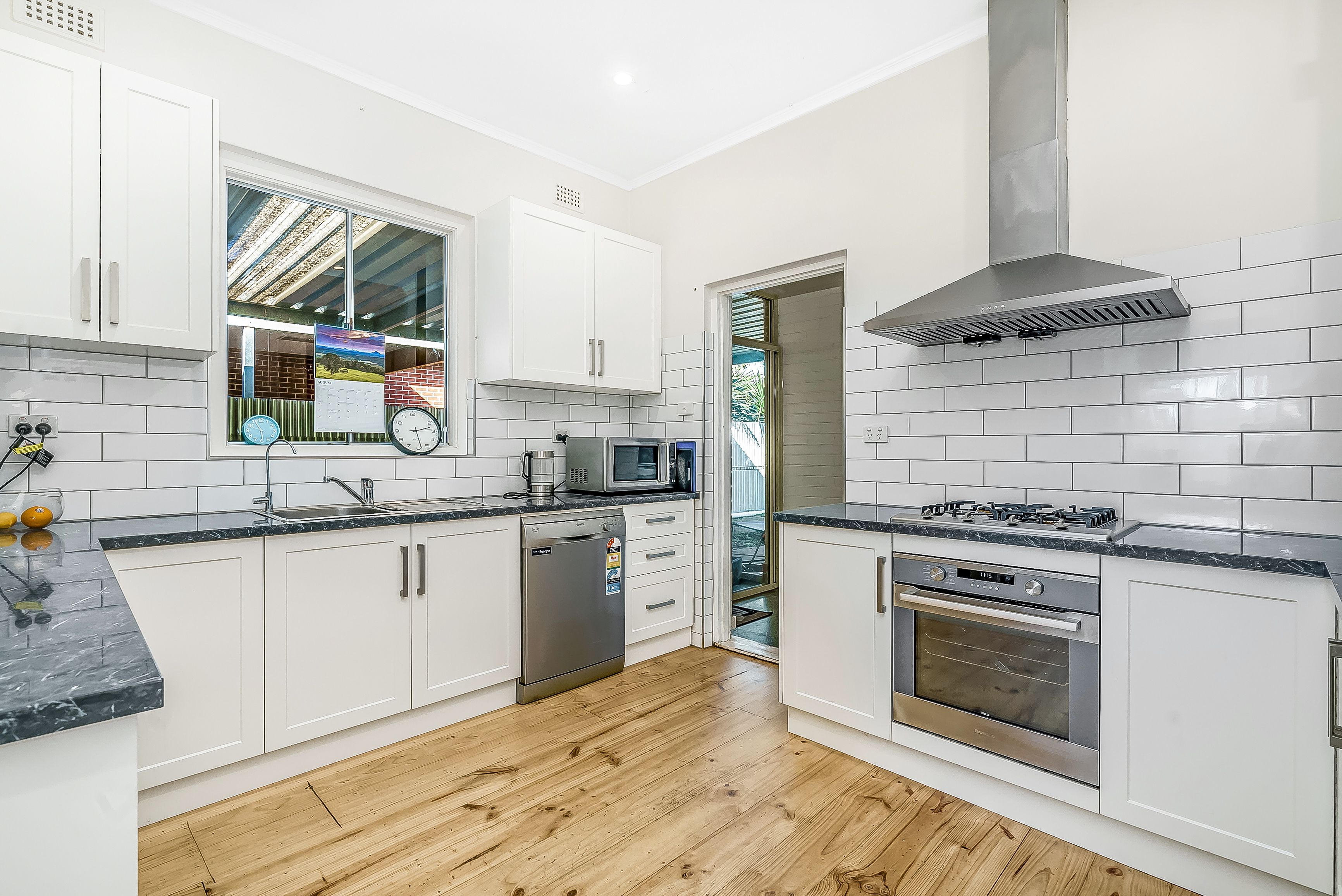 44 Strathfield Terrace, Largs North, SA 5016
