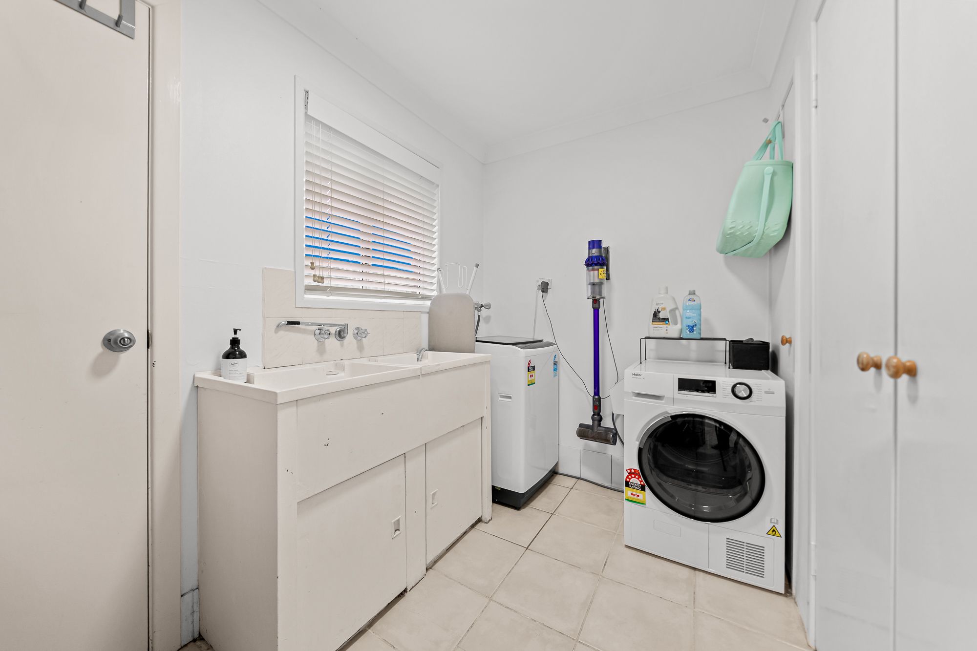 37 Ackama Street — photo 15 of 24