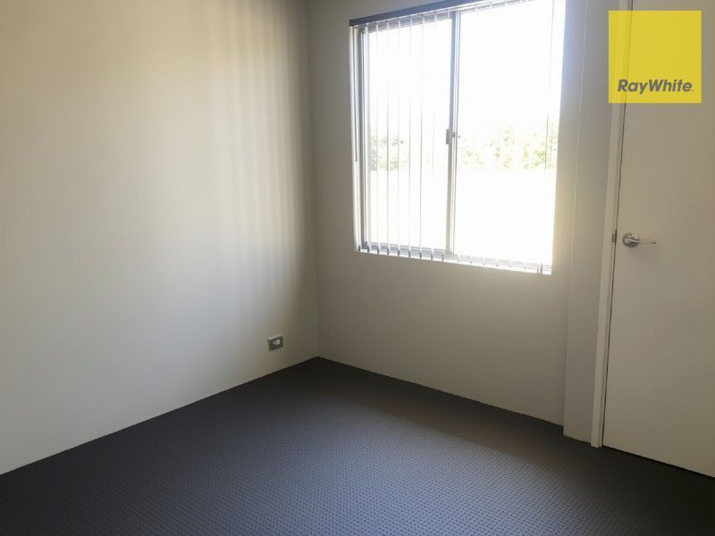 Unit 2/28 Blackburn Street — photo 10 of 17
