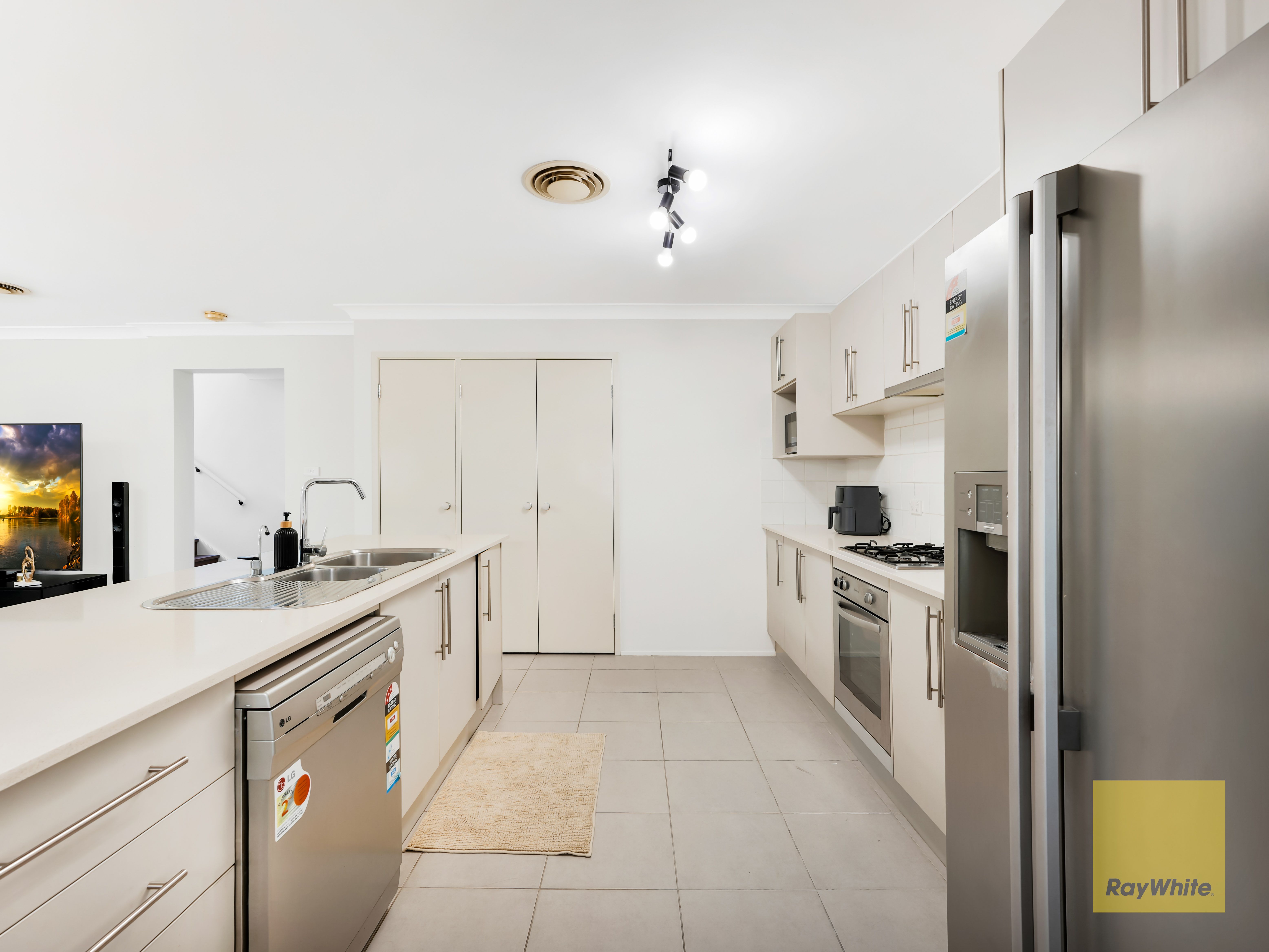 42 Stansmore Avenue — photo 5 of 19