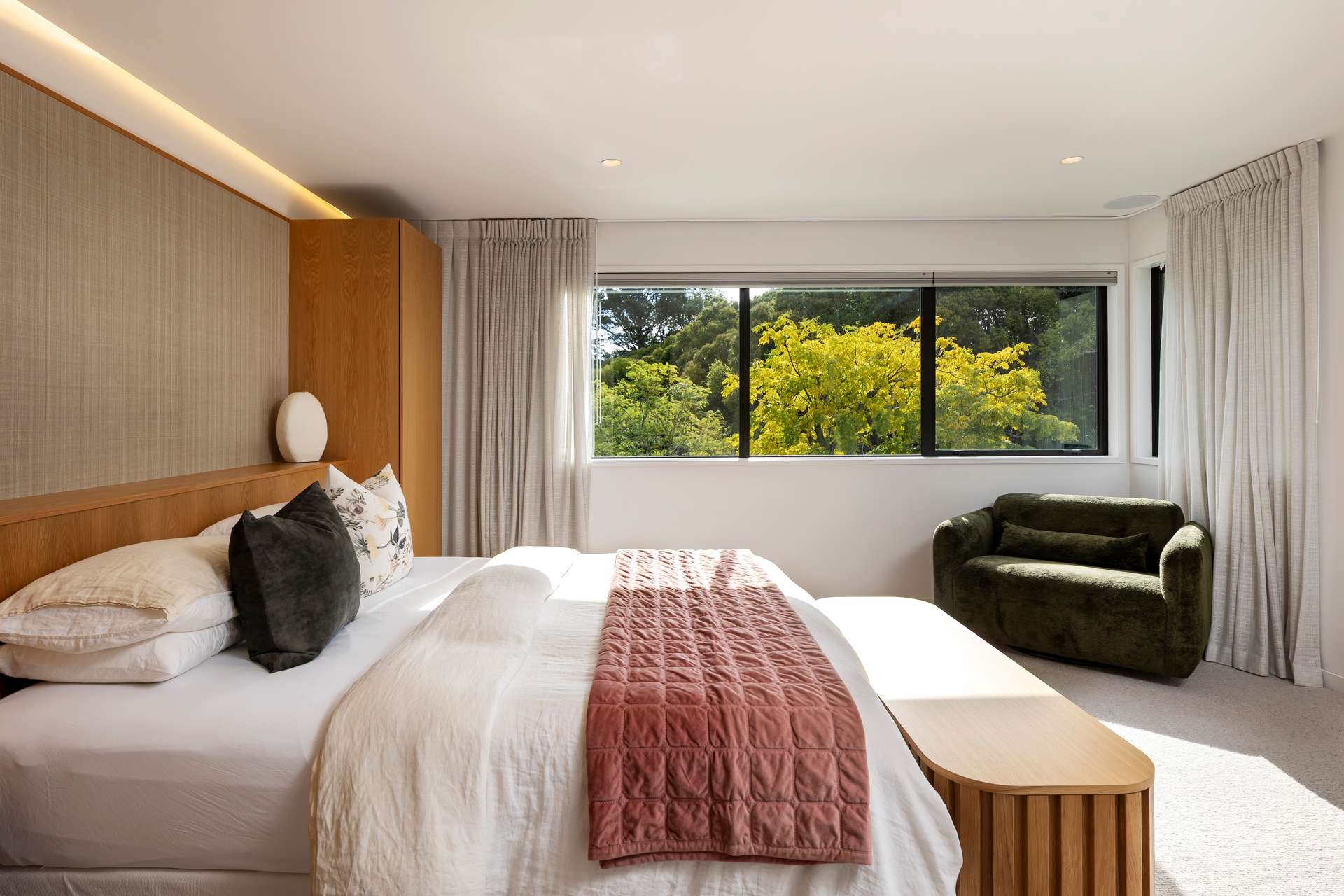 4 Norgrove Avenue photo 11