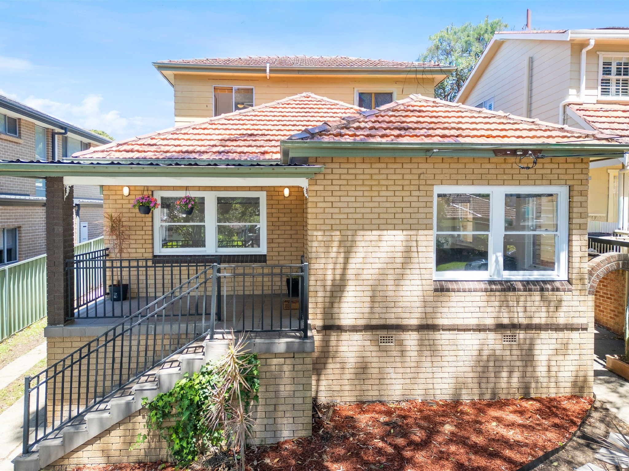 15 Greenland Avenue, Peakhurst, NSW 2210