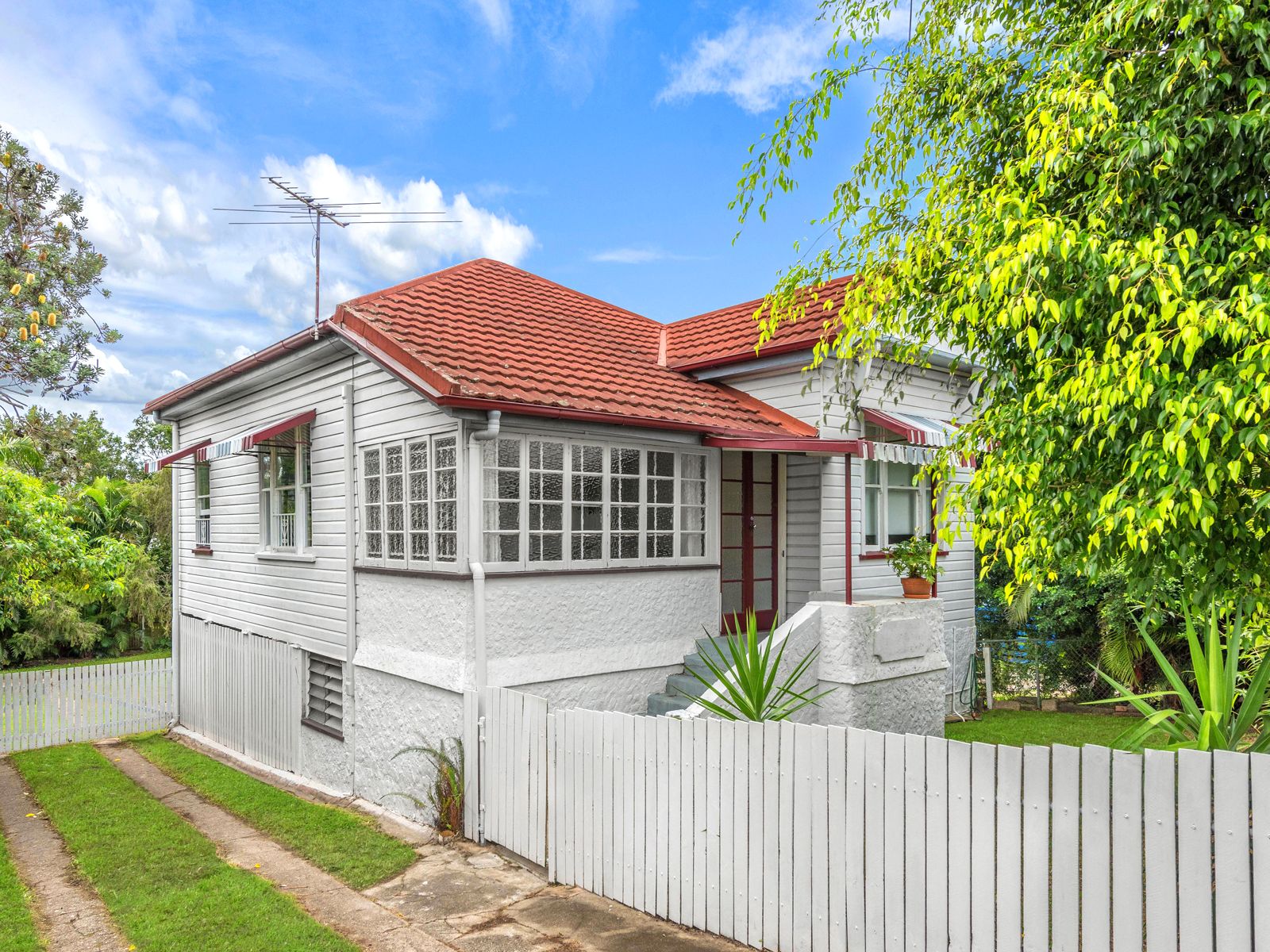 223 Days Road, Grange, QLD 4051