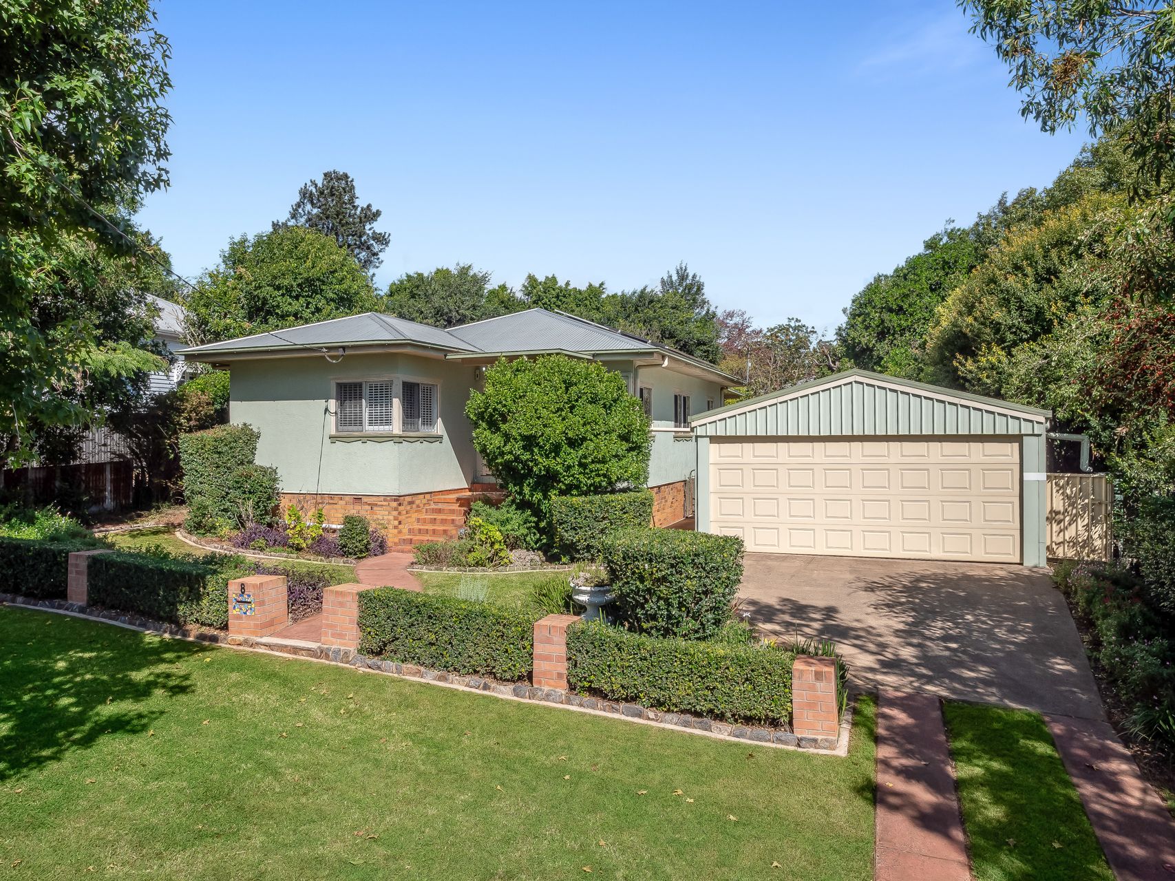 8 Perry Street, Harlaxton, QLD 4350