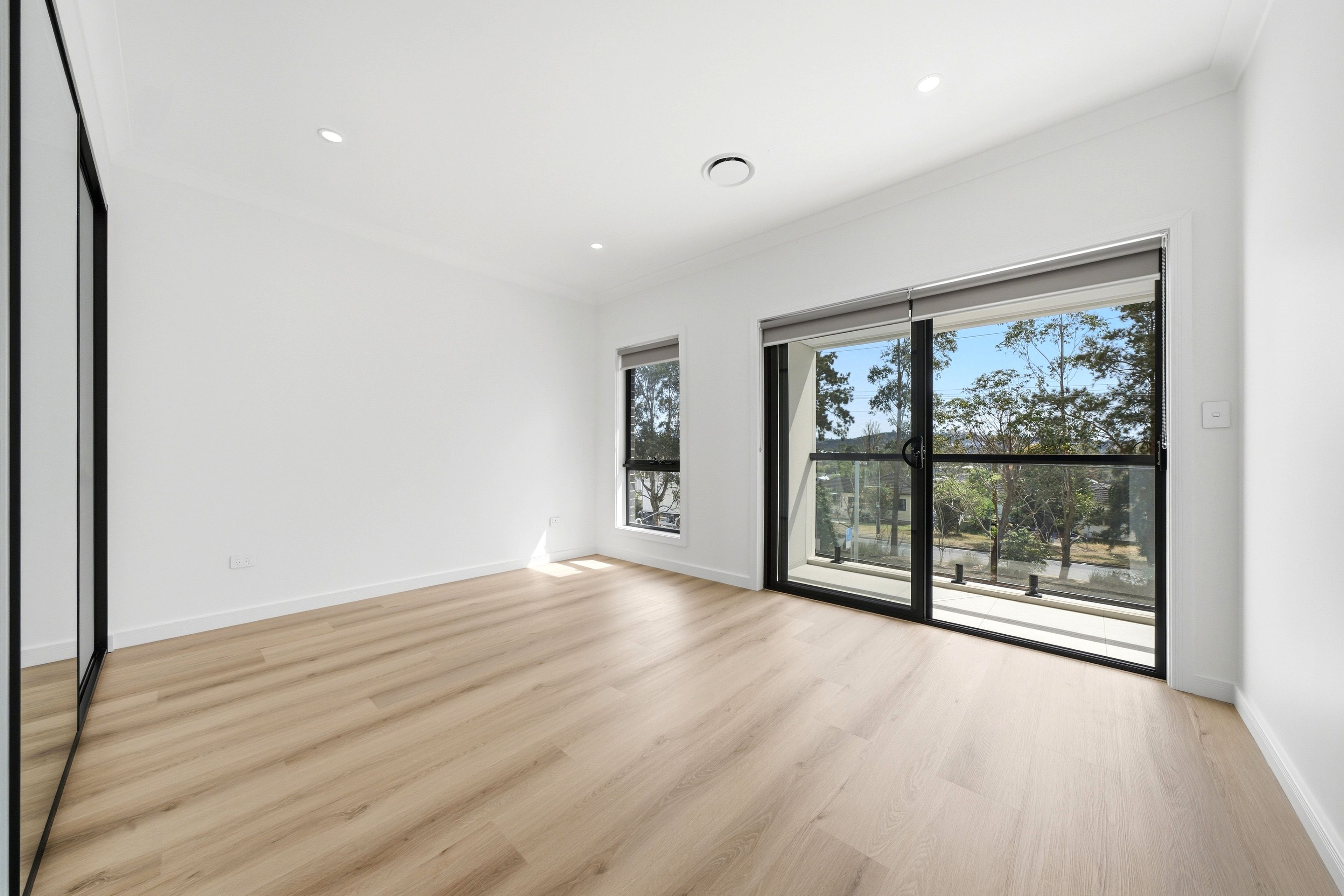 217B Victoria Street — photo 10 of 20