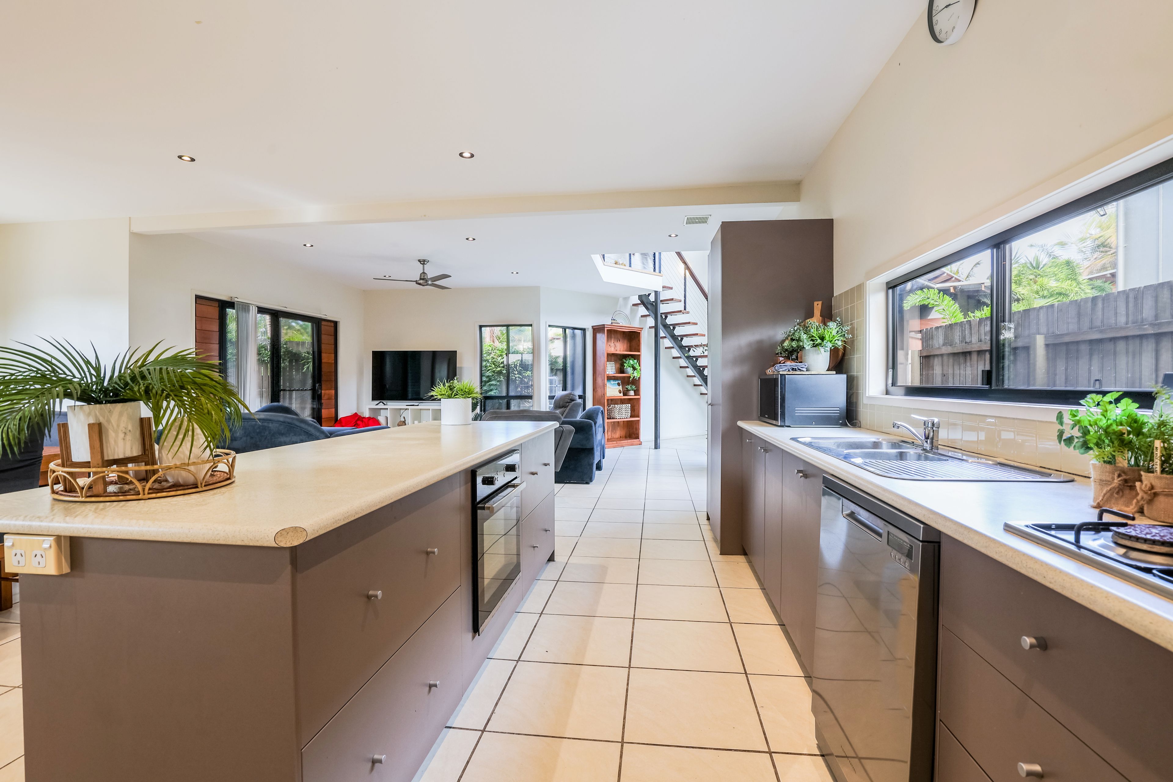 15 Dolphin Court, Agnes Water QLD 4677