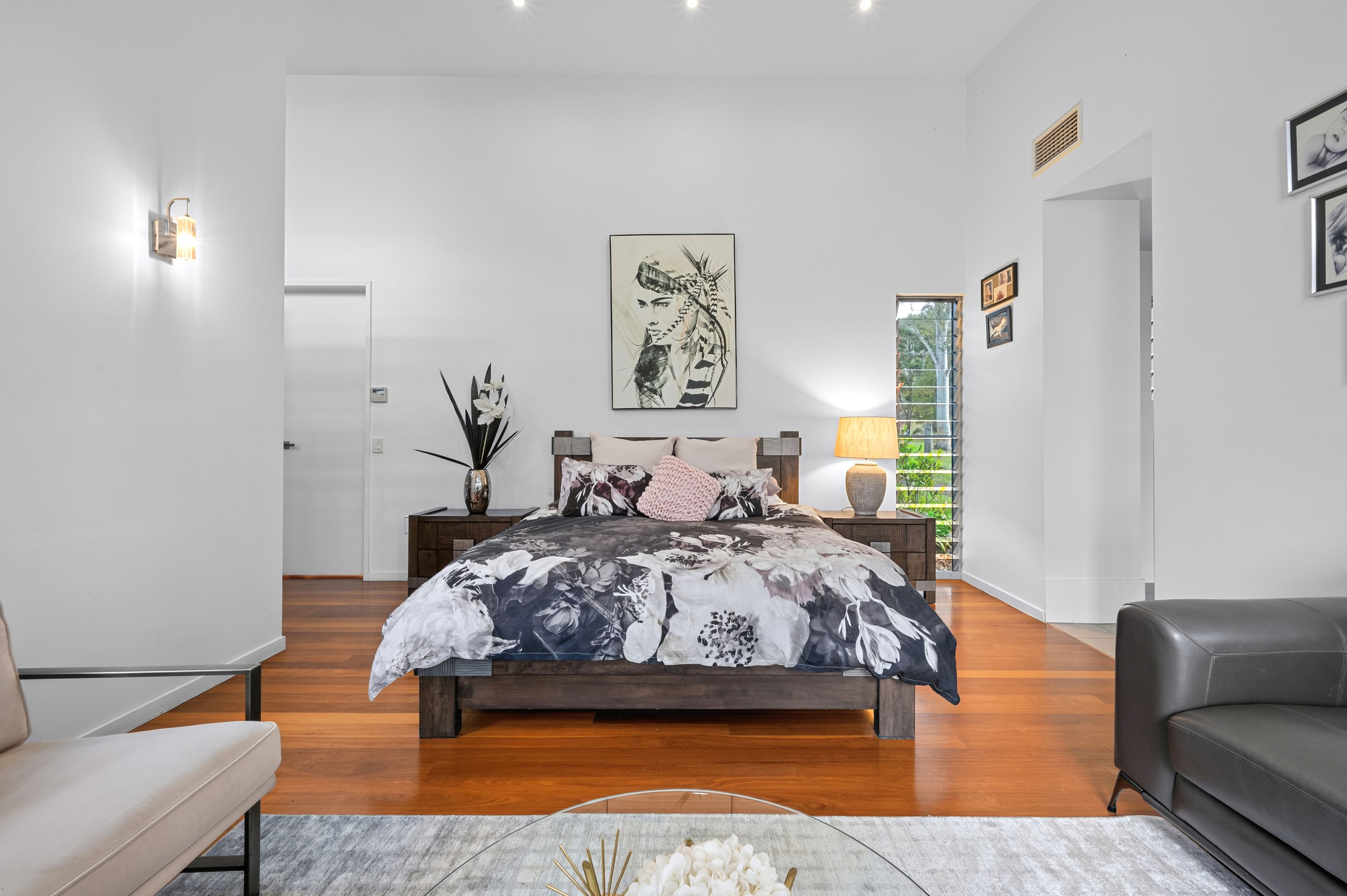 102 Oatlands Court — photo 17 of 30
