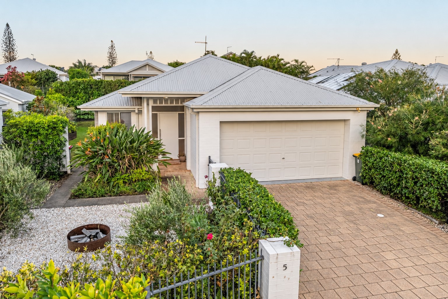 5 The Parkway, Yamba, NSW 2464