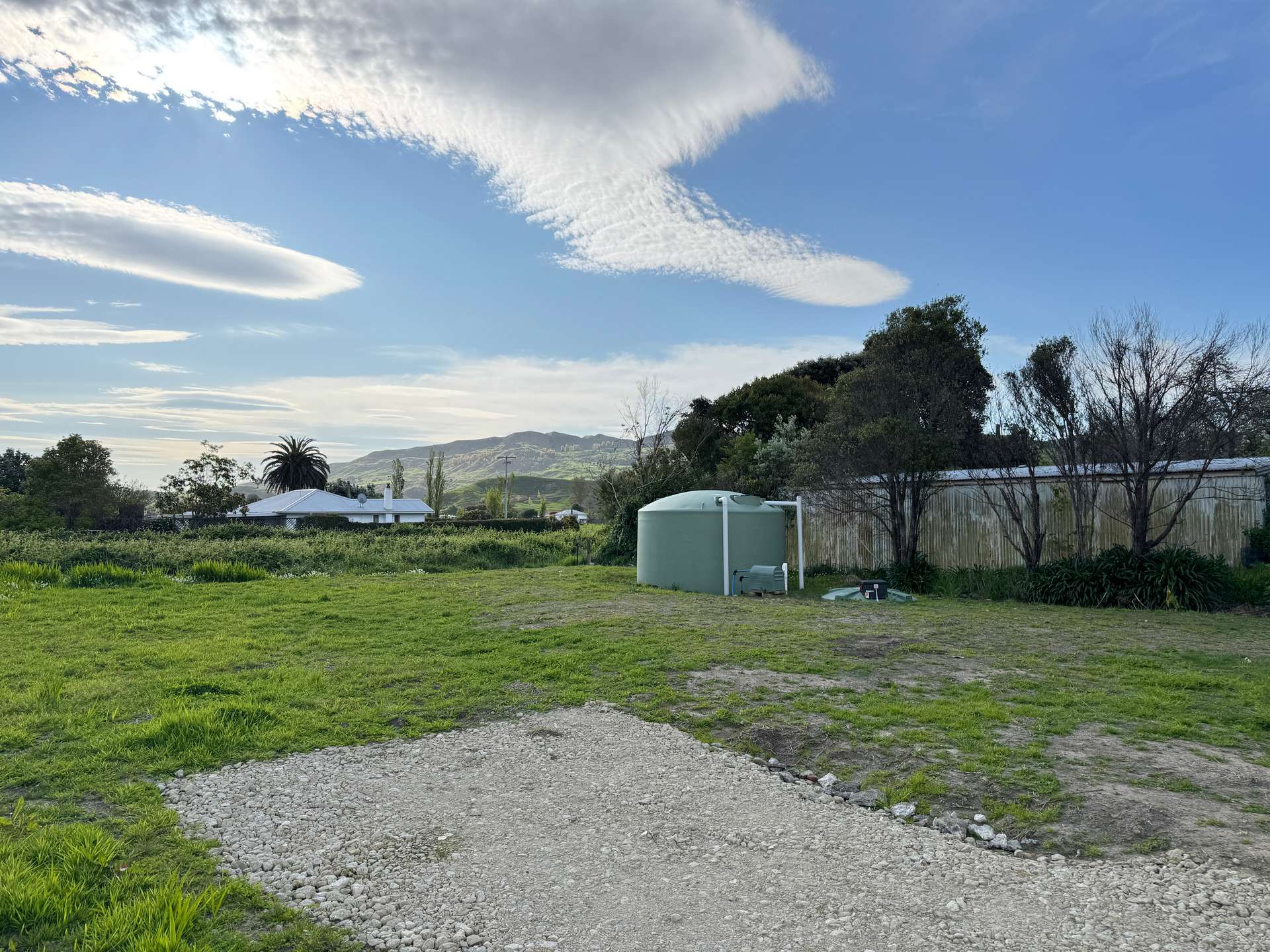 10 Ihaka Street photo 1