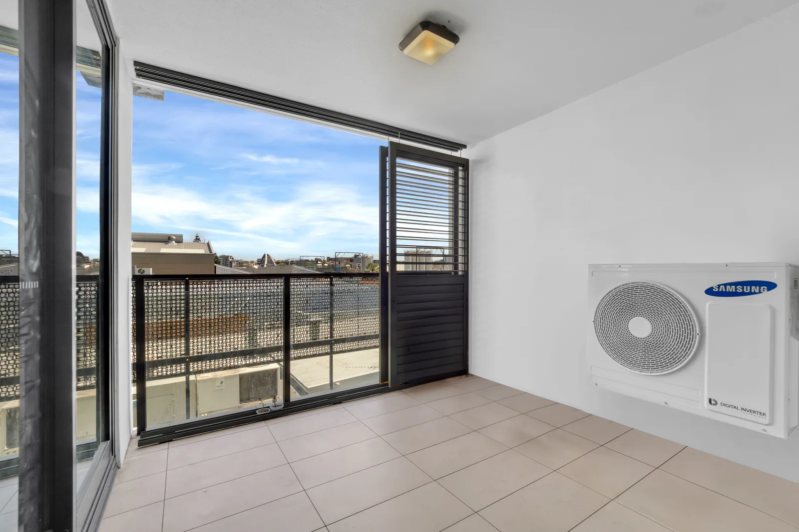 304/14 Merivale Street, South Brisbane