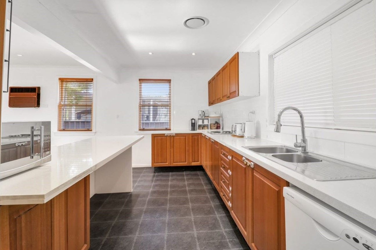 5 Le Maire Avenue, Lethbridge Park, NSW 2770