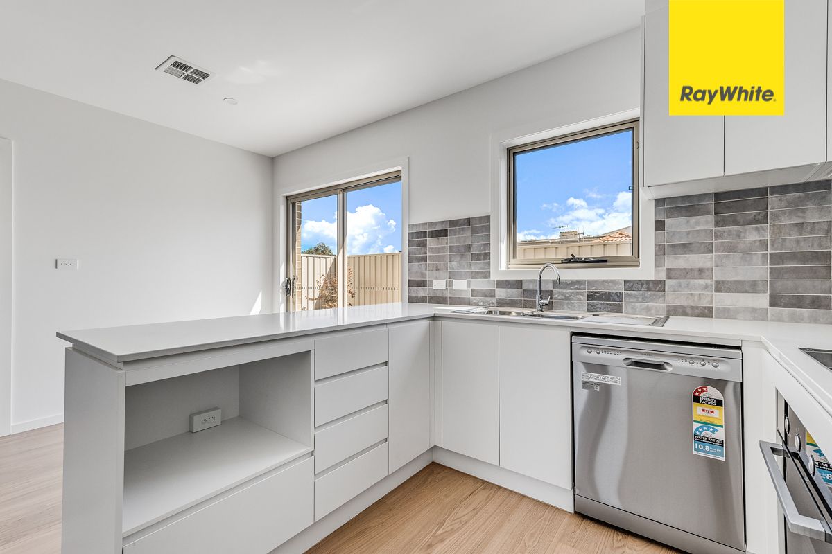 2/54 Derrima Road, Crestwood, NSW 2620