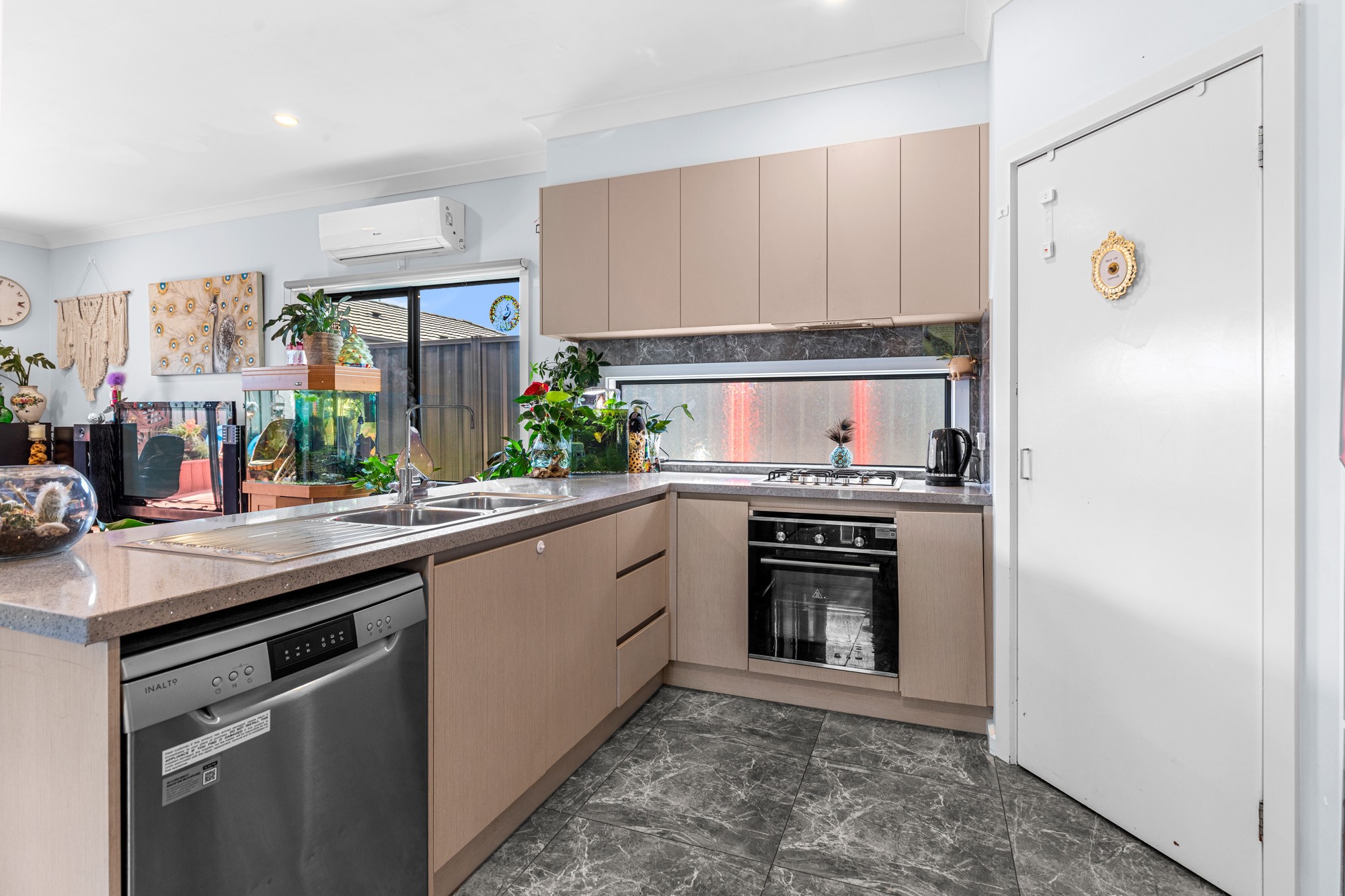 6 Woonan Drive, Wyndham Vale, VIC 3024