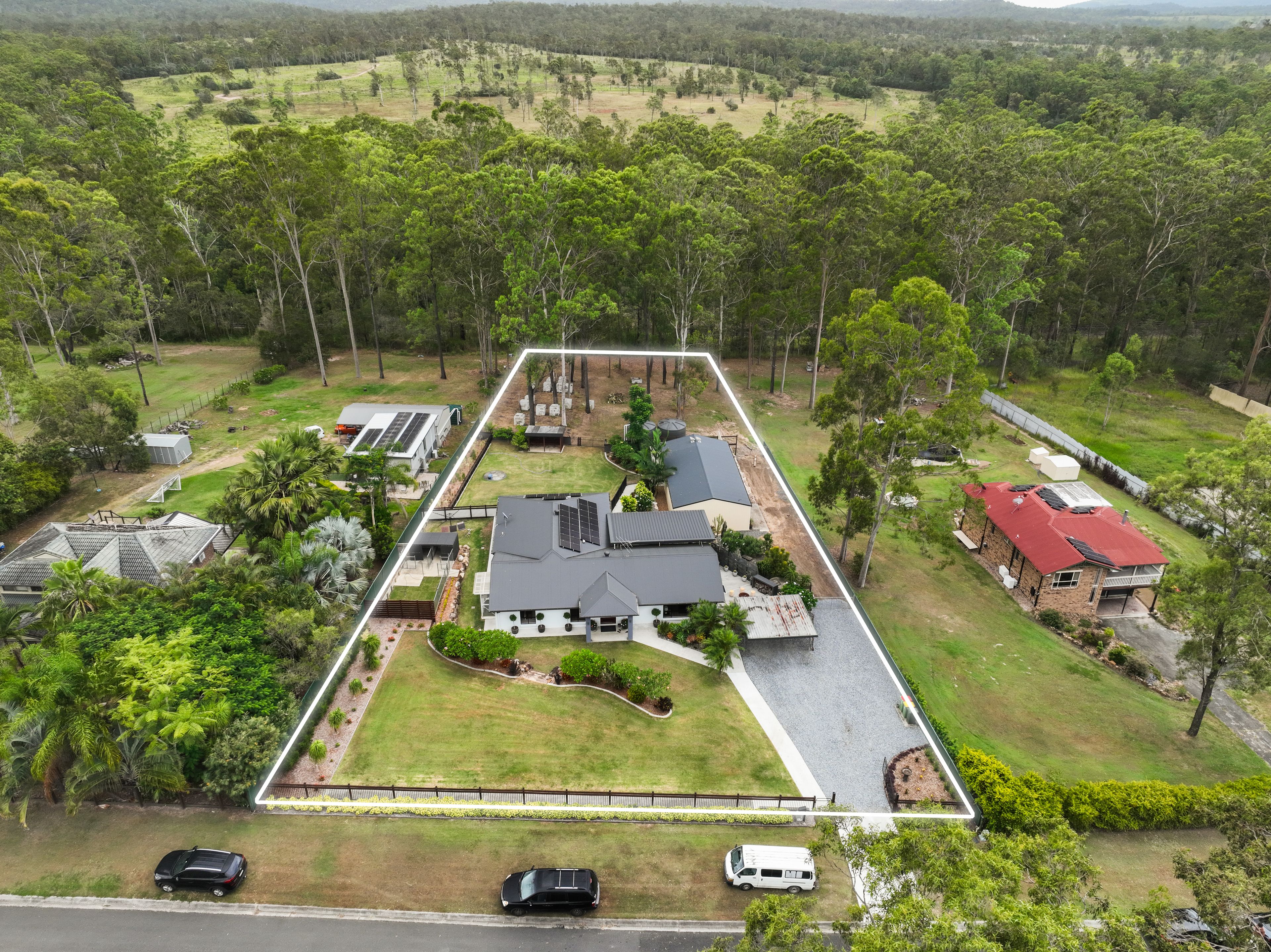 88-90 Drover Crescent, FLAGSTONE, QLD 4280