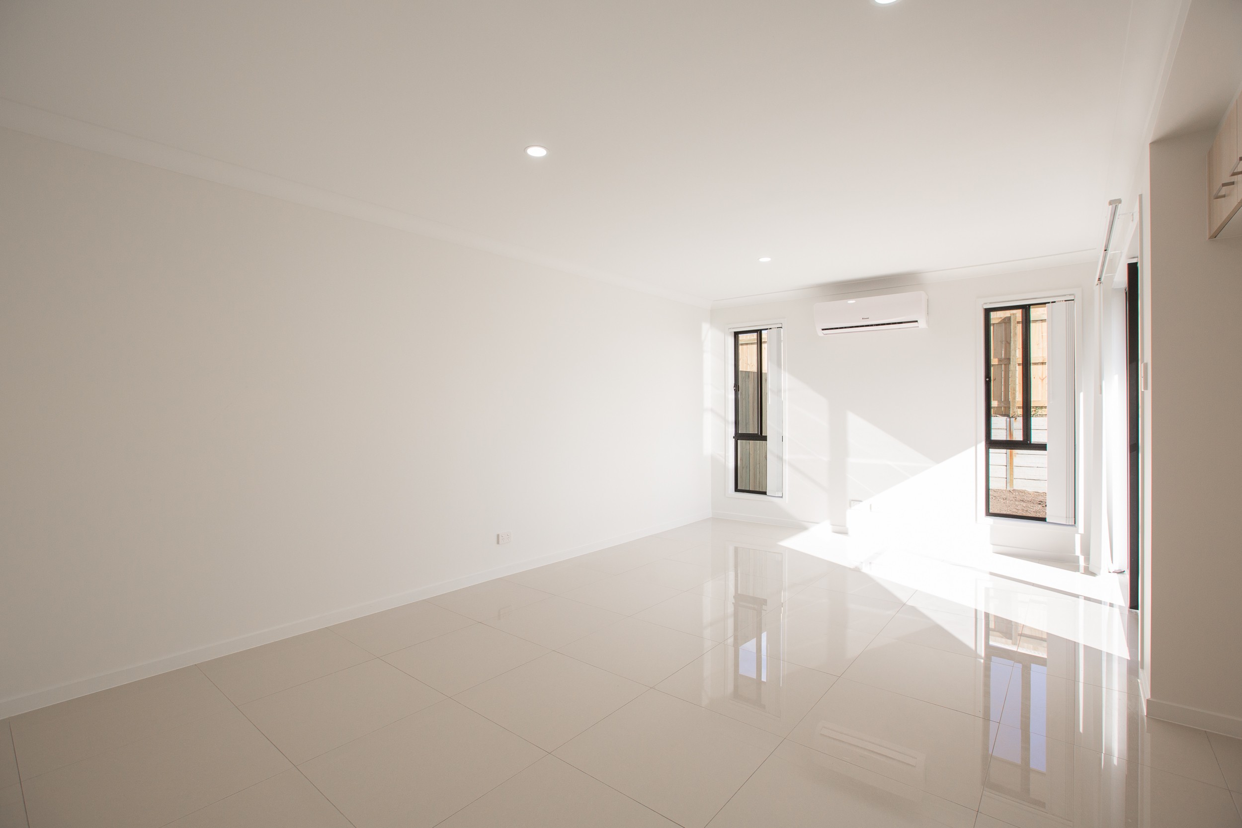 2/5 Hopkins Close, Redbank Plains, QLD 4301
