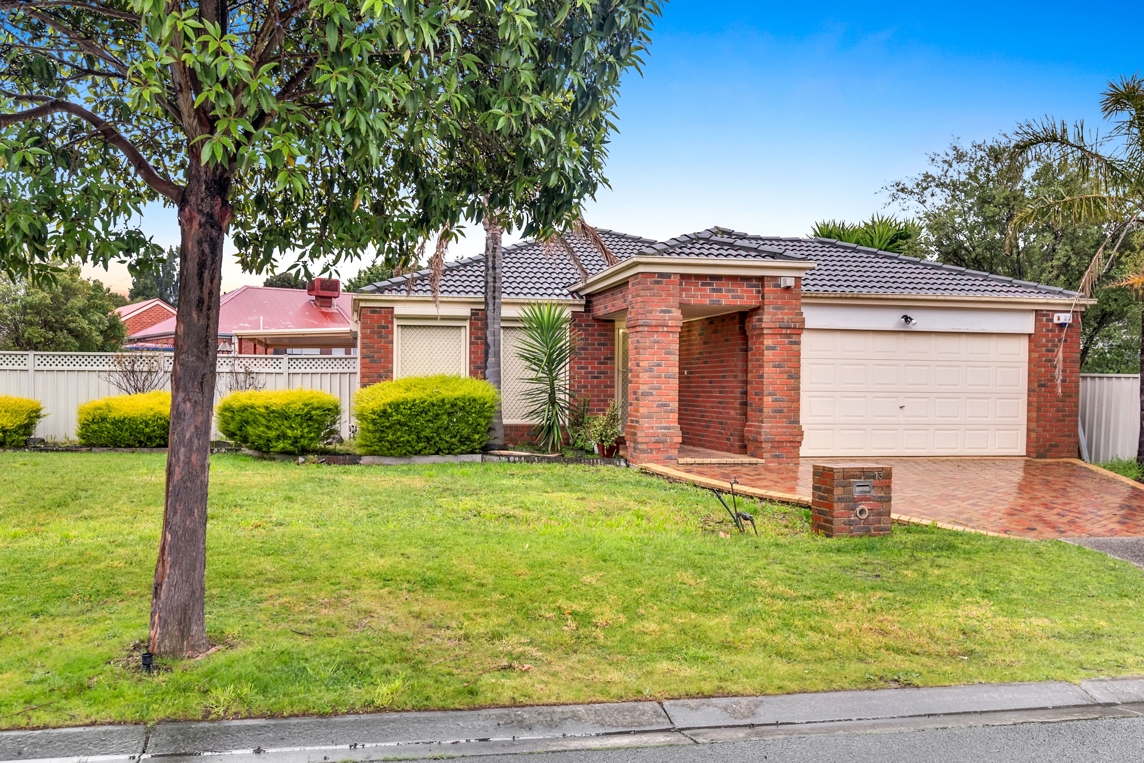 13 Sunnybrook Court, Craigieburn, VIC 3064
