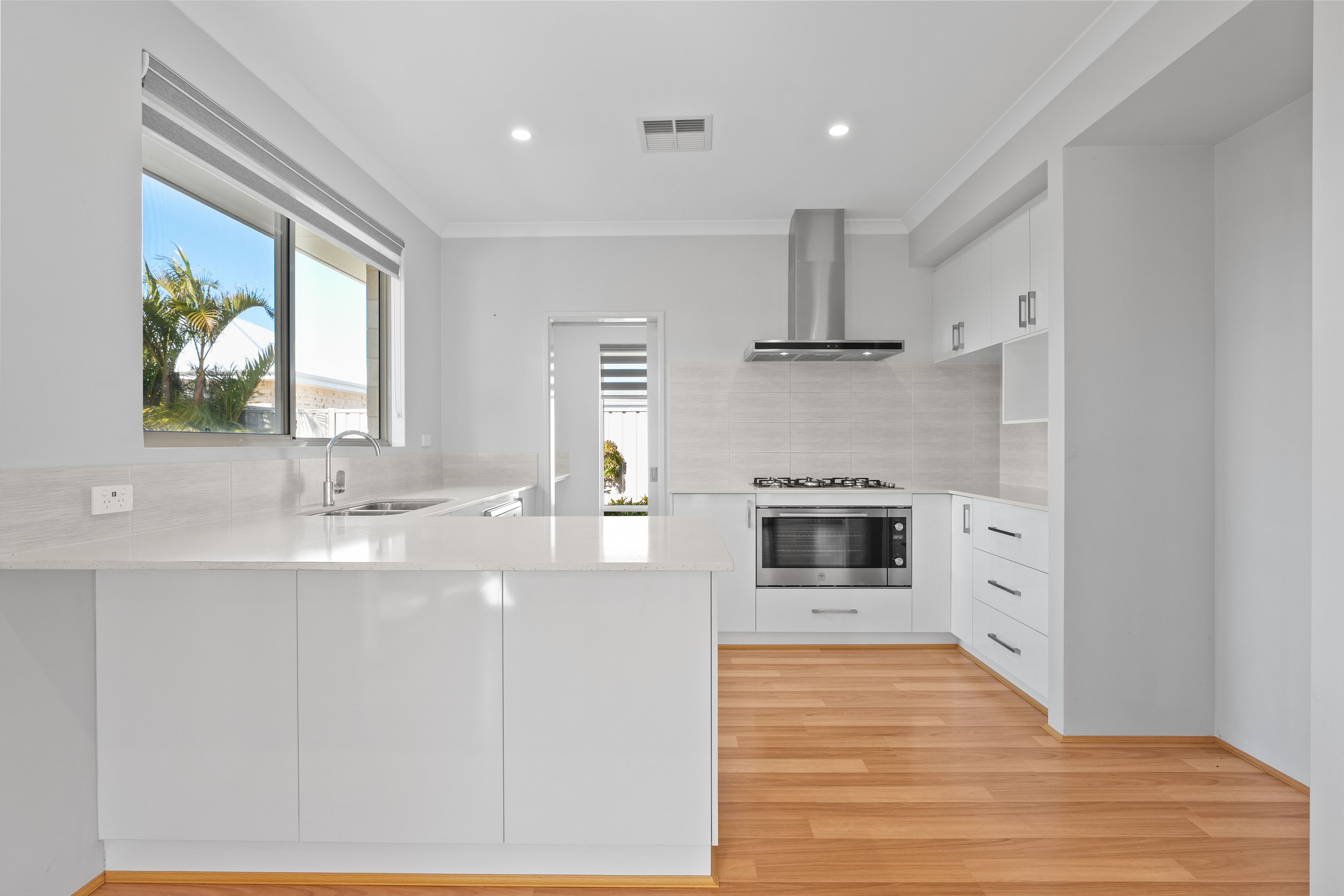 20 Dandelion Road, Karnup, WA 6176