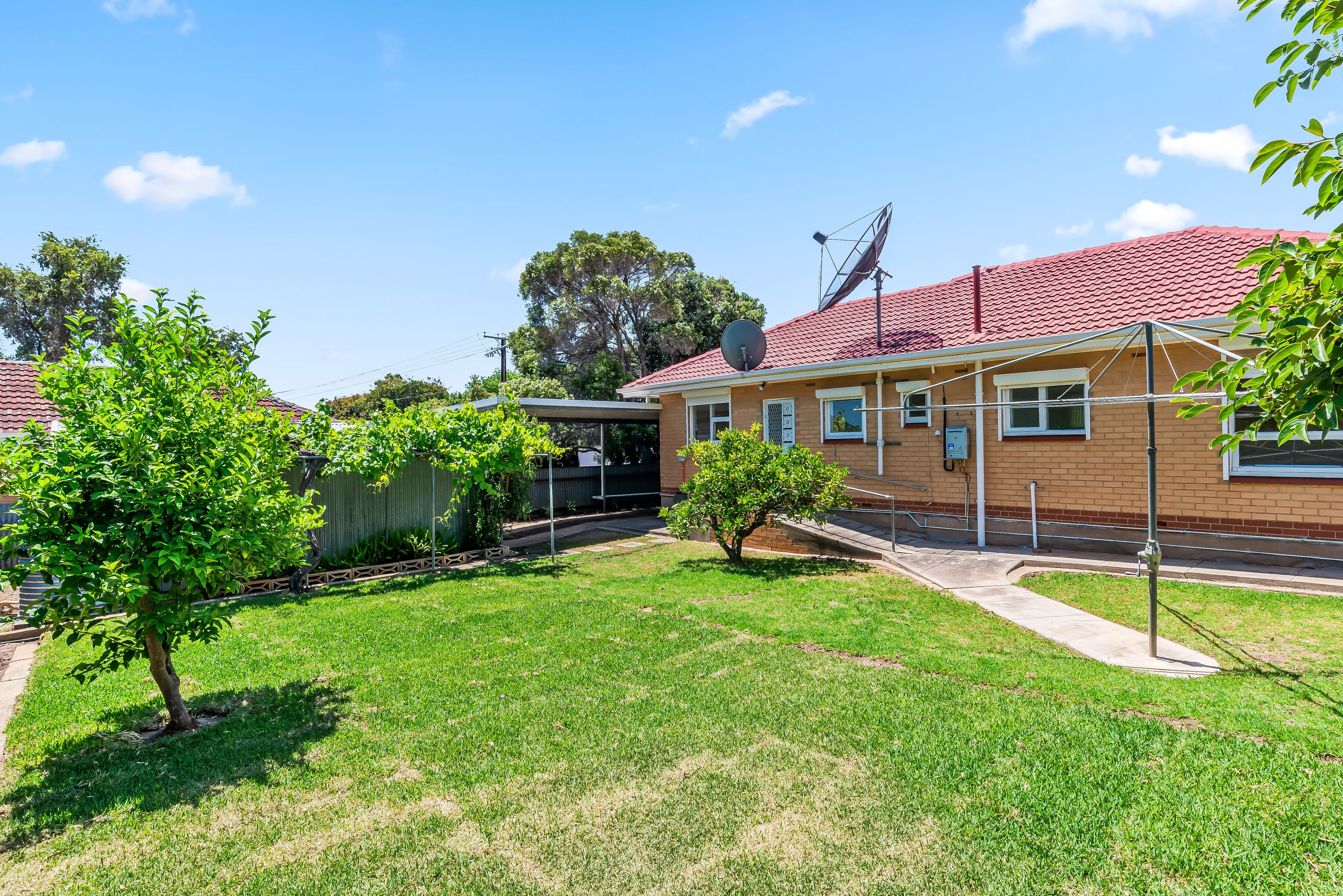 92 Cashel Street — photo 11 of 13