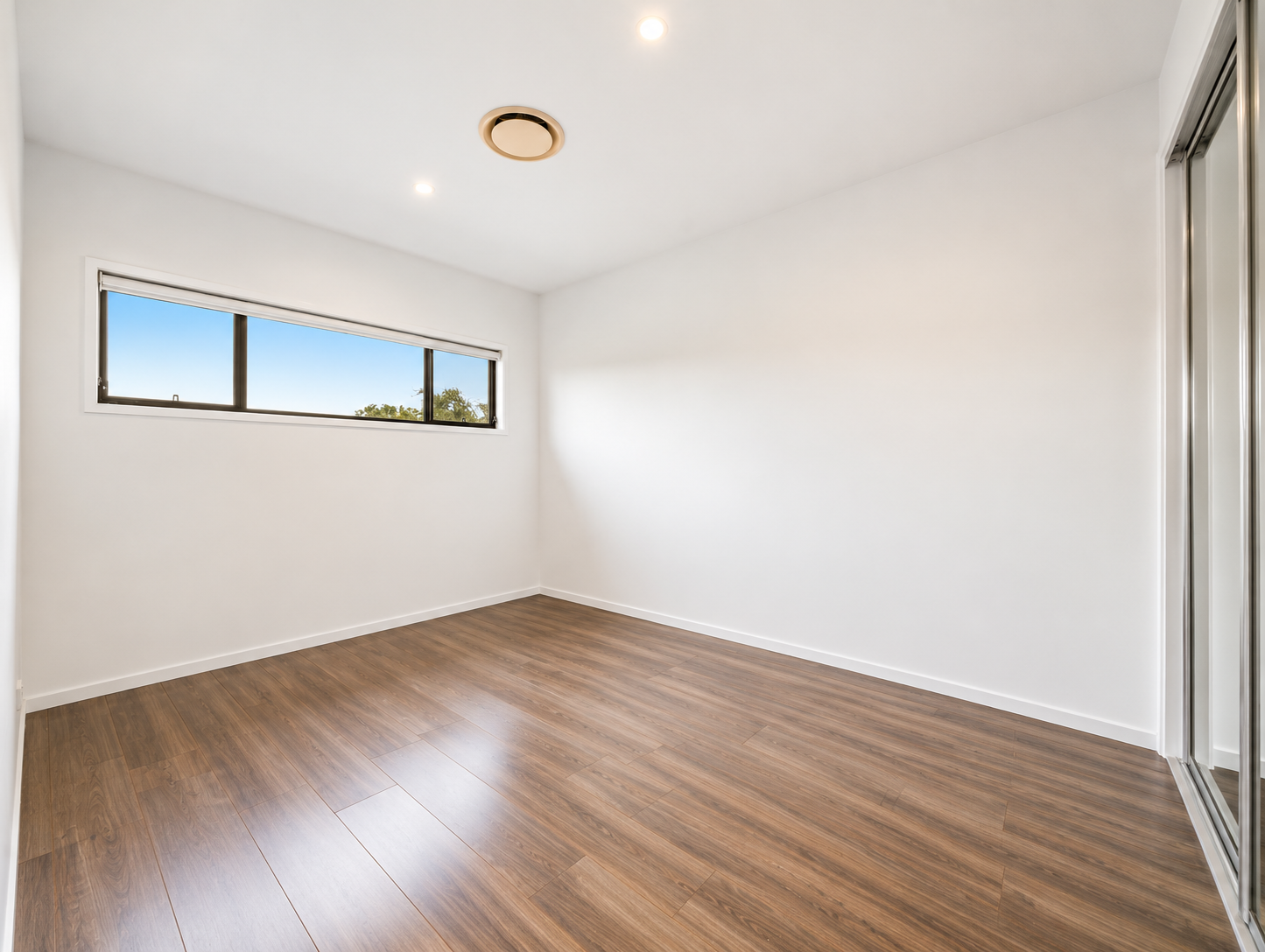 28 Crest Street — photo 19 of 23