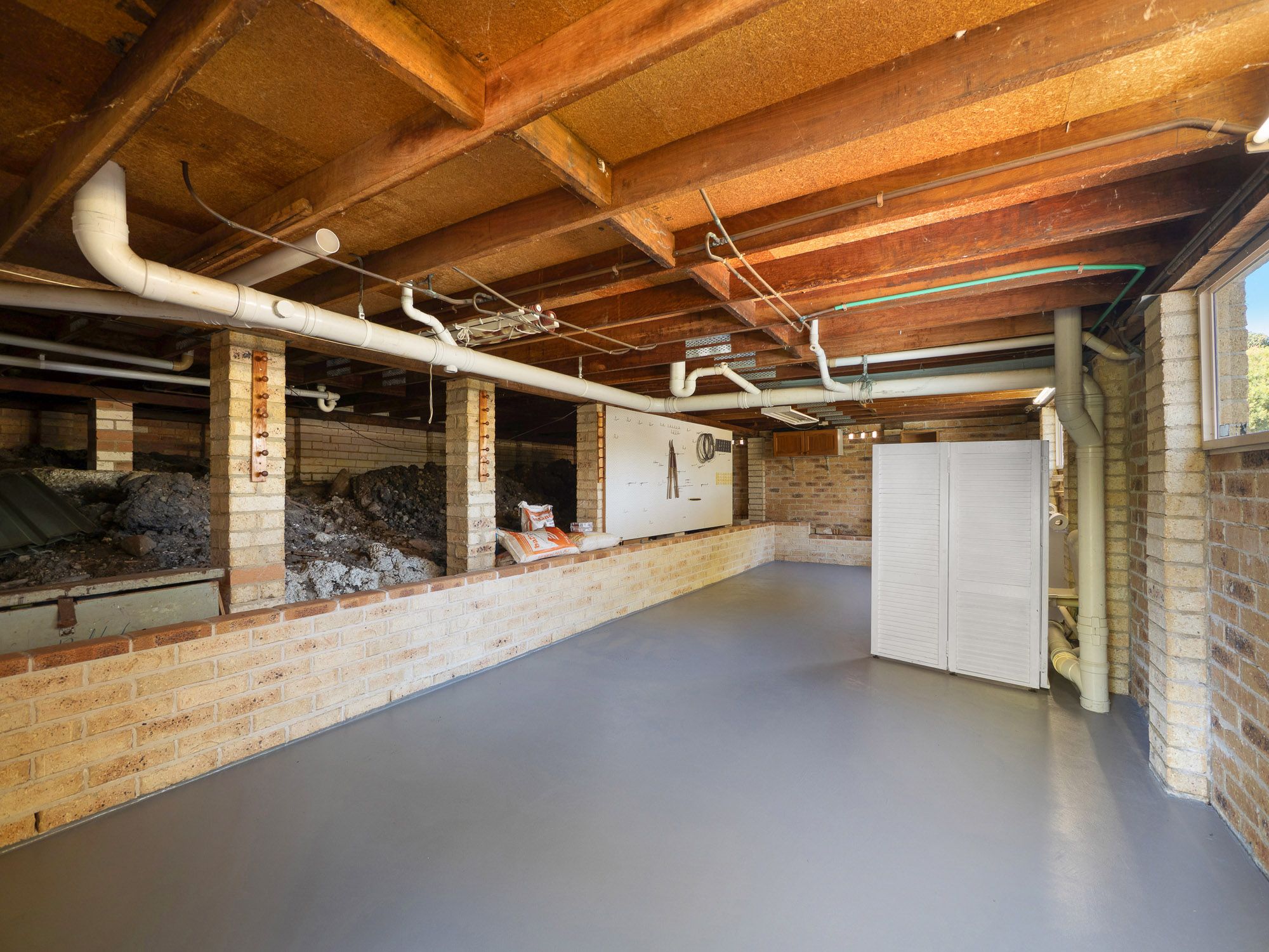 27 Kruseana Avenue — photo 15 of 18