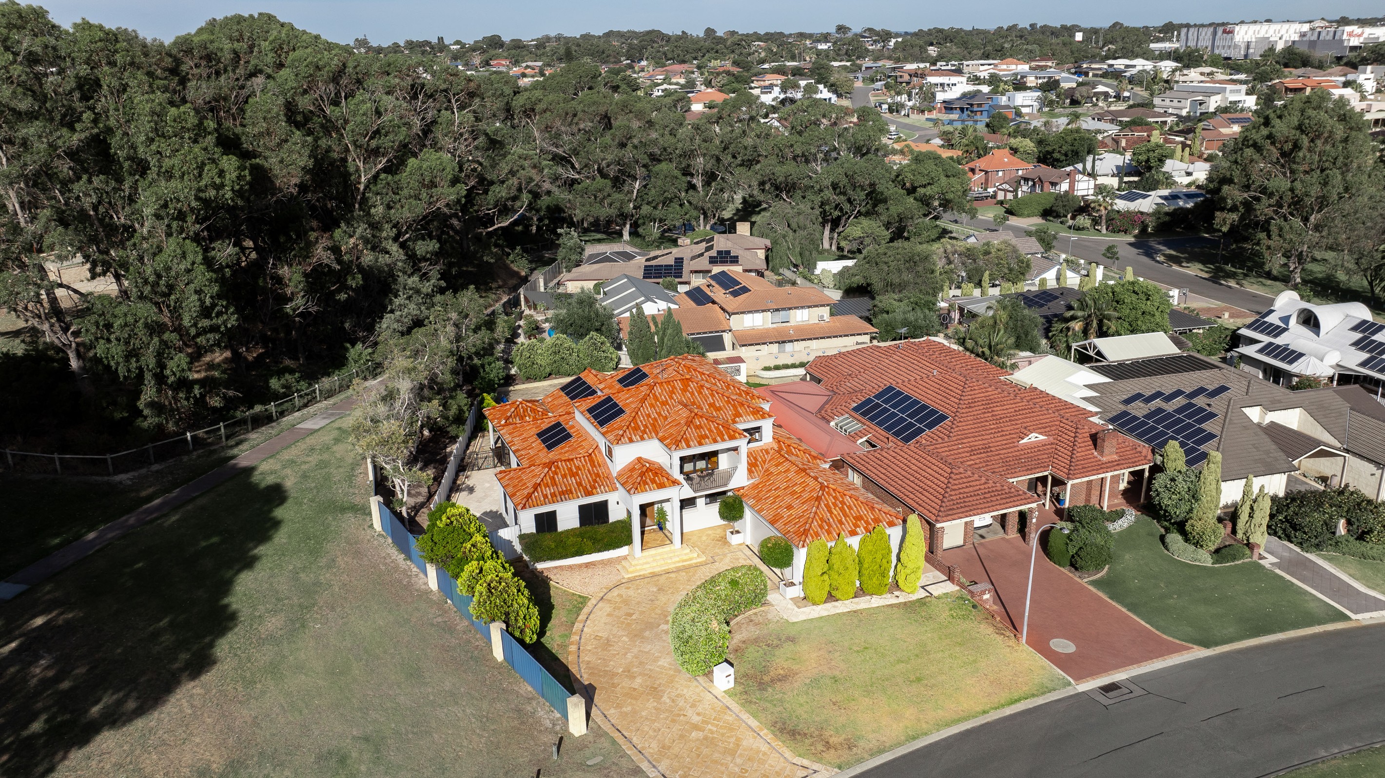 8 Kiernan Place, Kallaroo, WA 6025