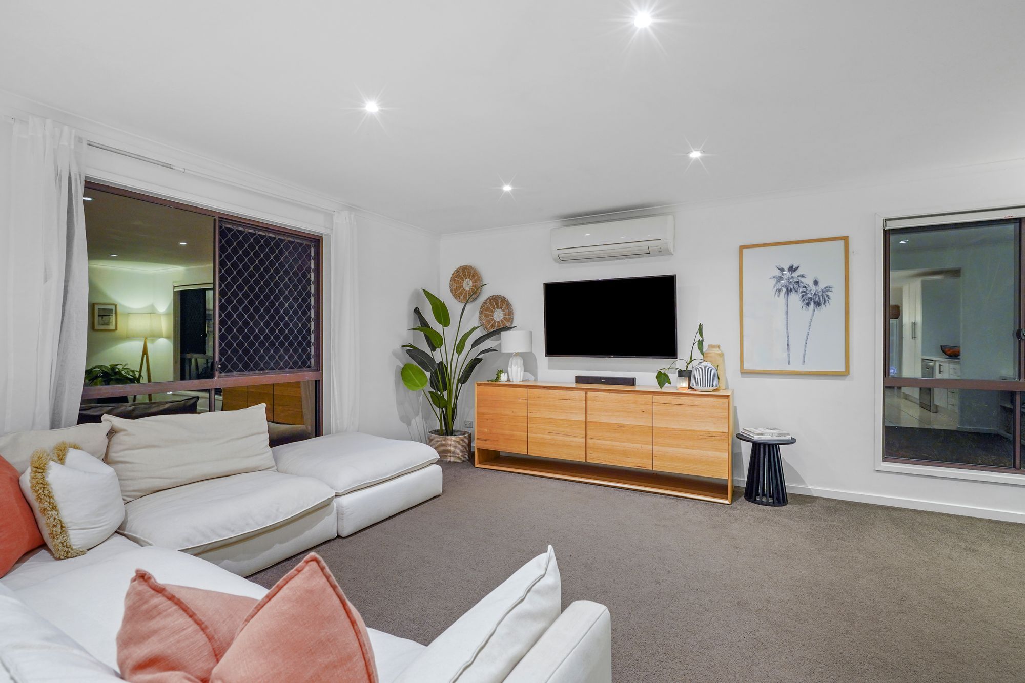 8 Leanne Court — photo 6 of 26