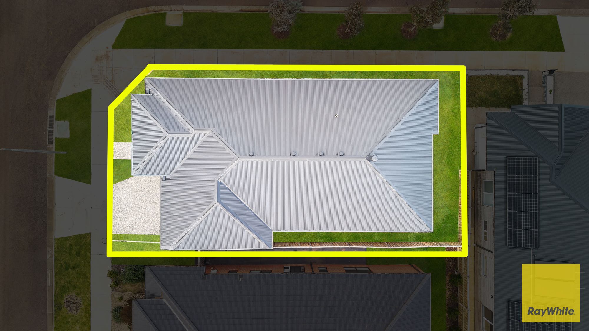 57 Feronia Avenue — photo 17 of 20