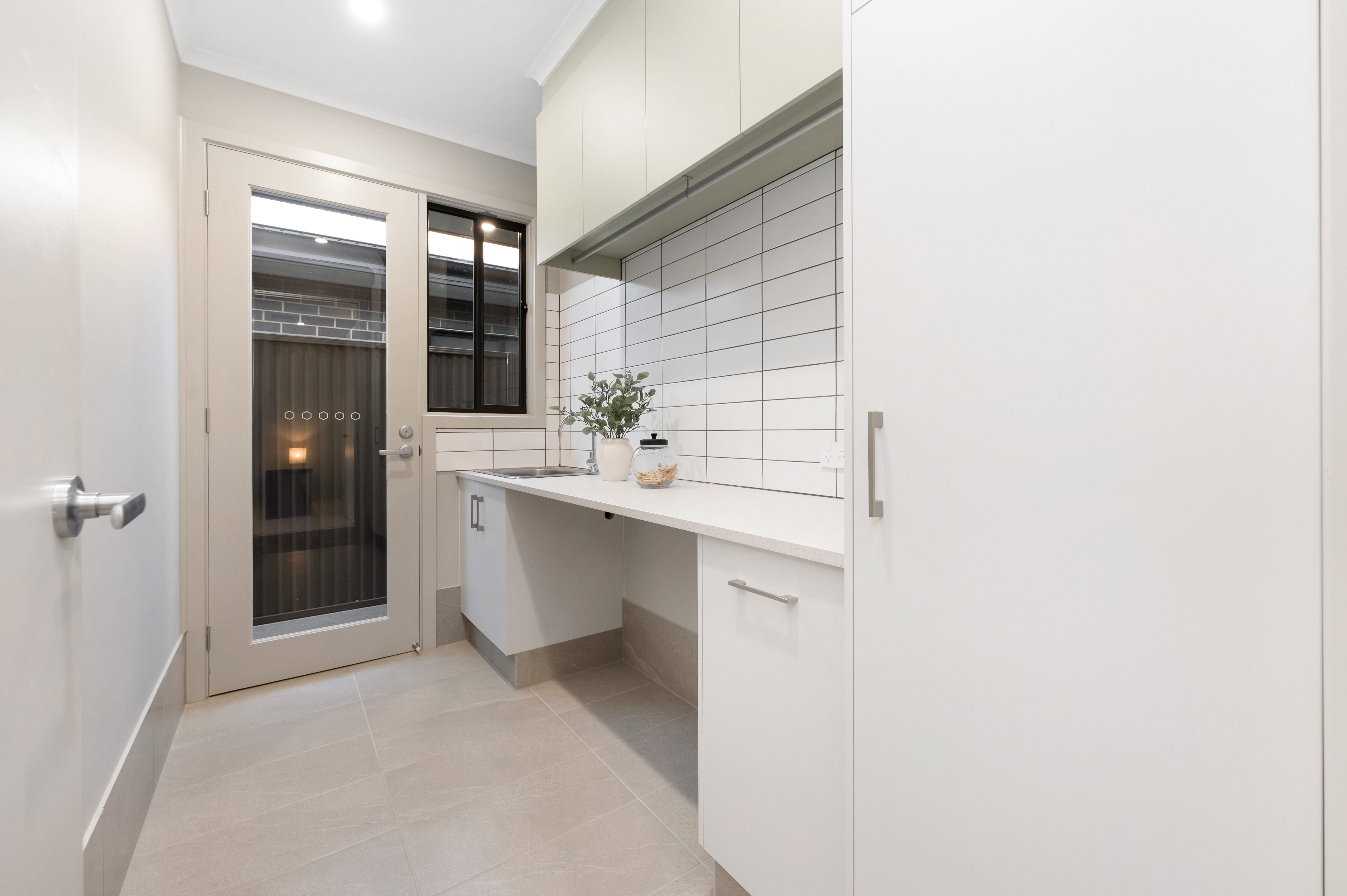 7 PRIMROSE Avenue — photo 15 of 19