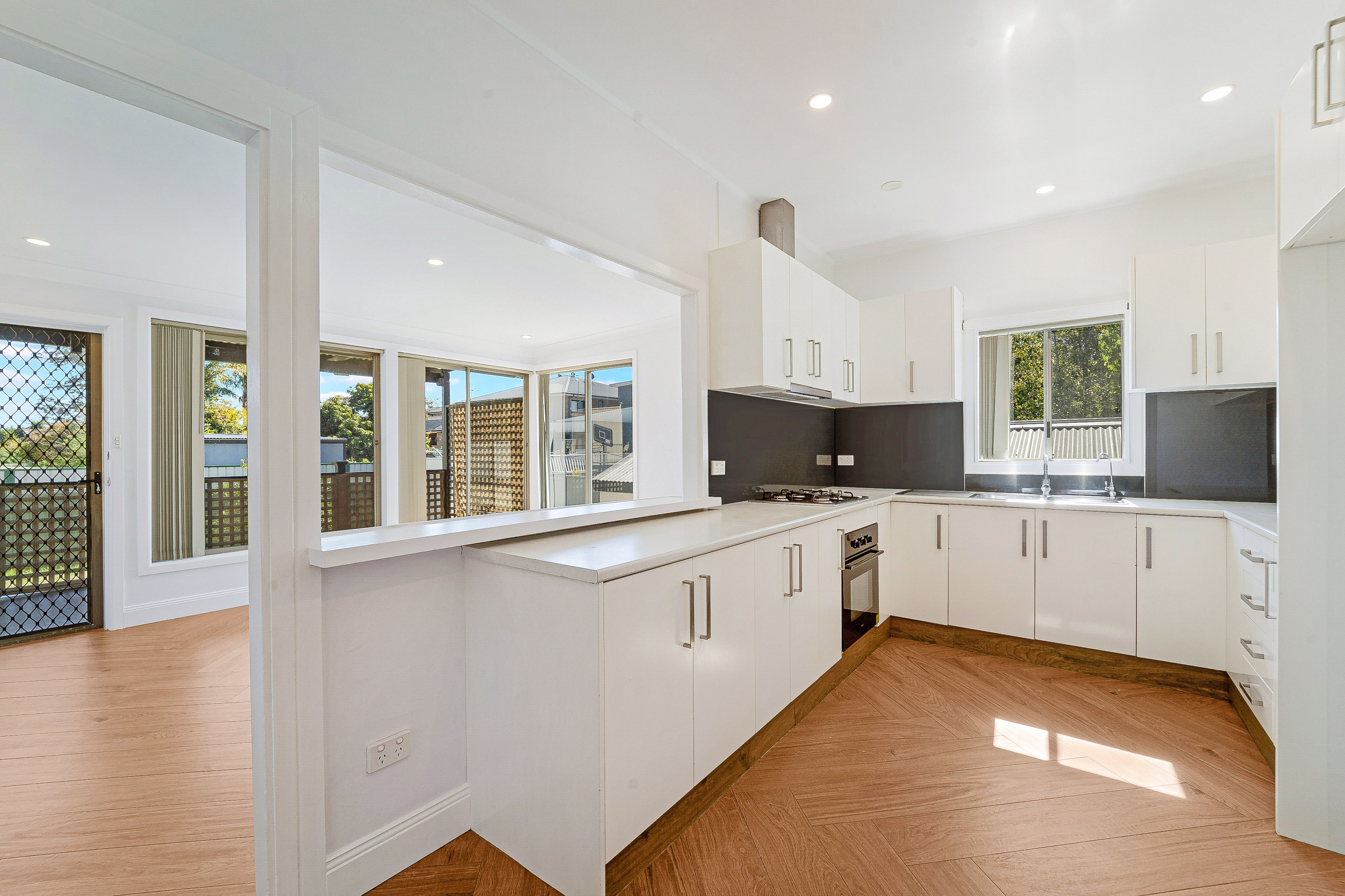 2 Brown Street — photo 3 of 10