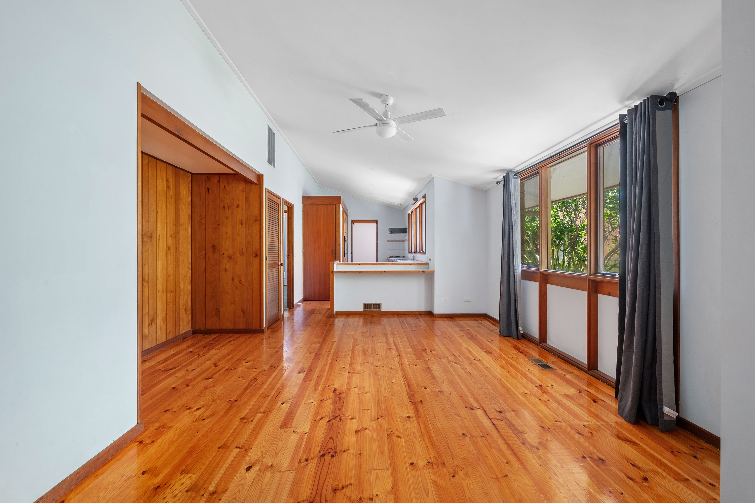 31 Carpenter Street, Kangaroo Flat, VIC 3555