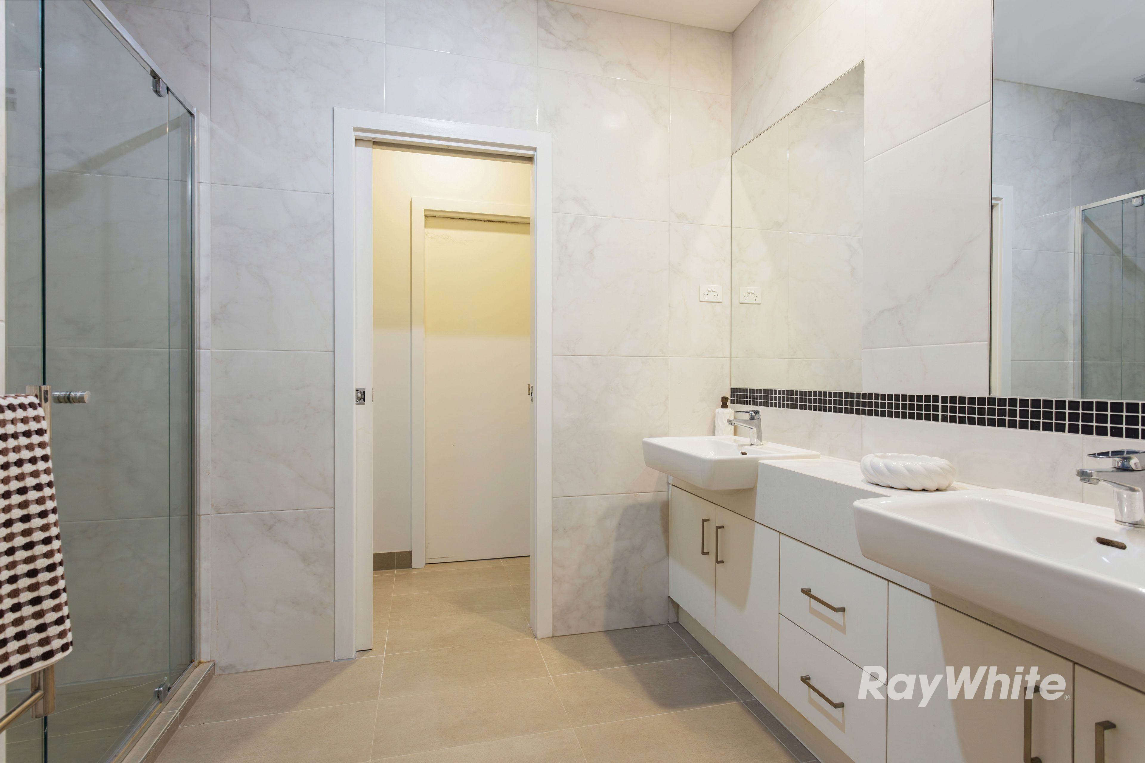 51A Kinlock Avenue — photo 9 of 12