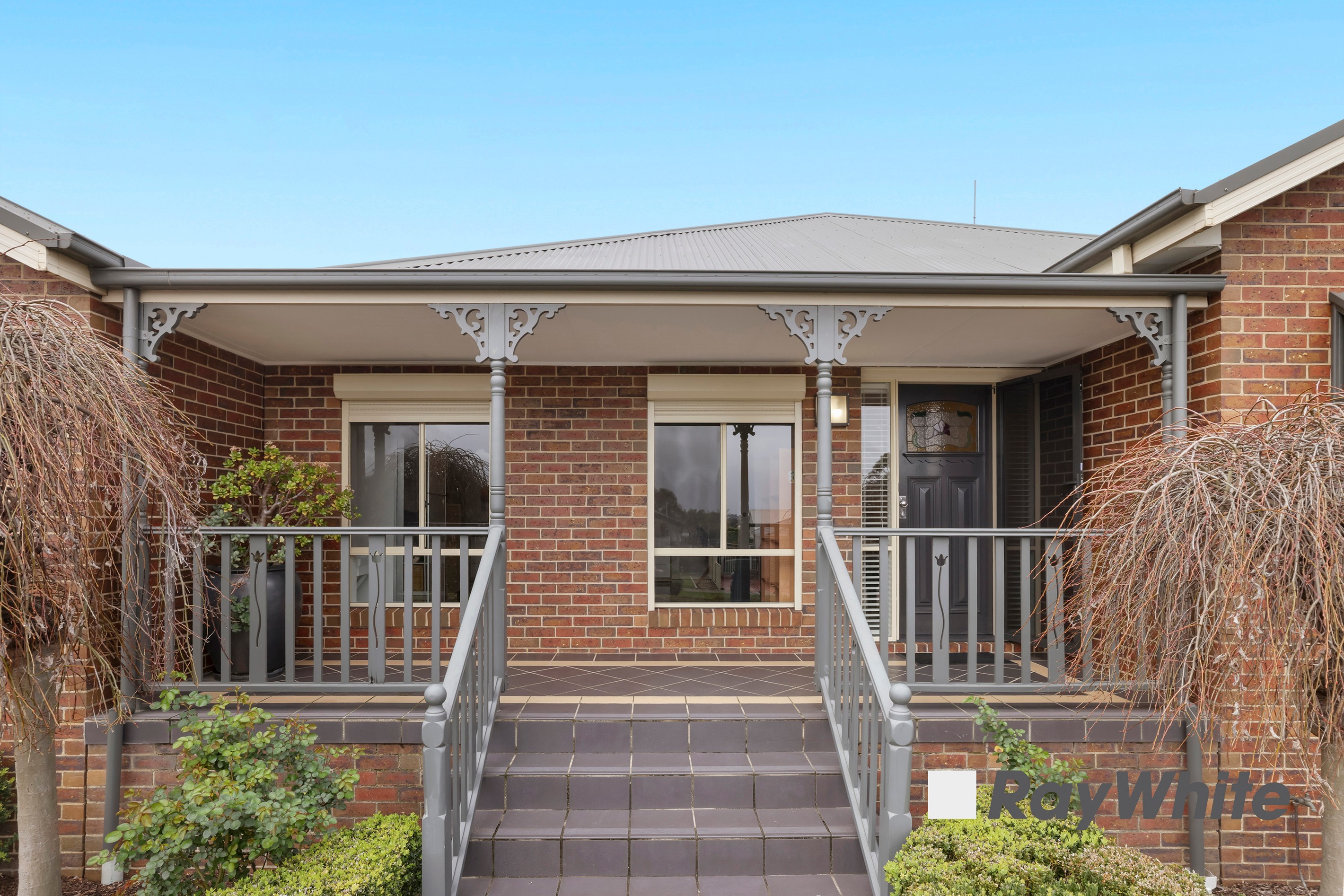 14 Mornington Grove, Berwick, VIC 3806