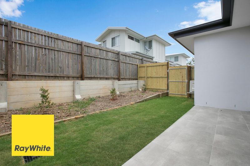 2/6 Waheed Street, Marsden, QLD 4132