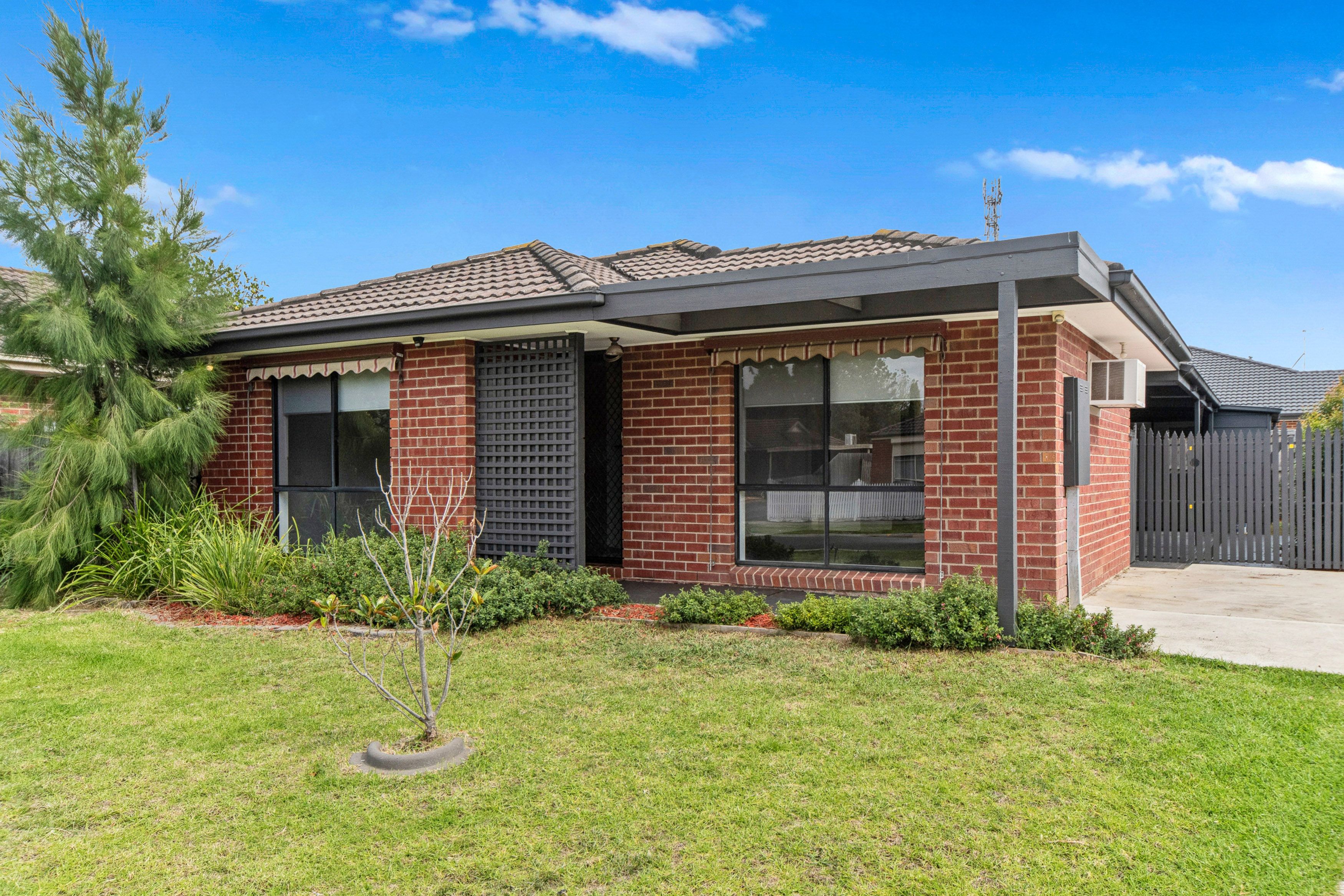 1/15 Conferta Court, Cranbourne West, VIC 3977