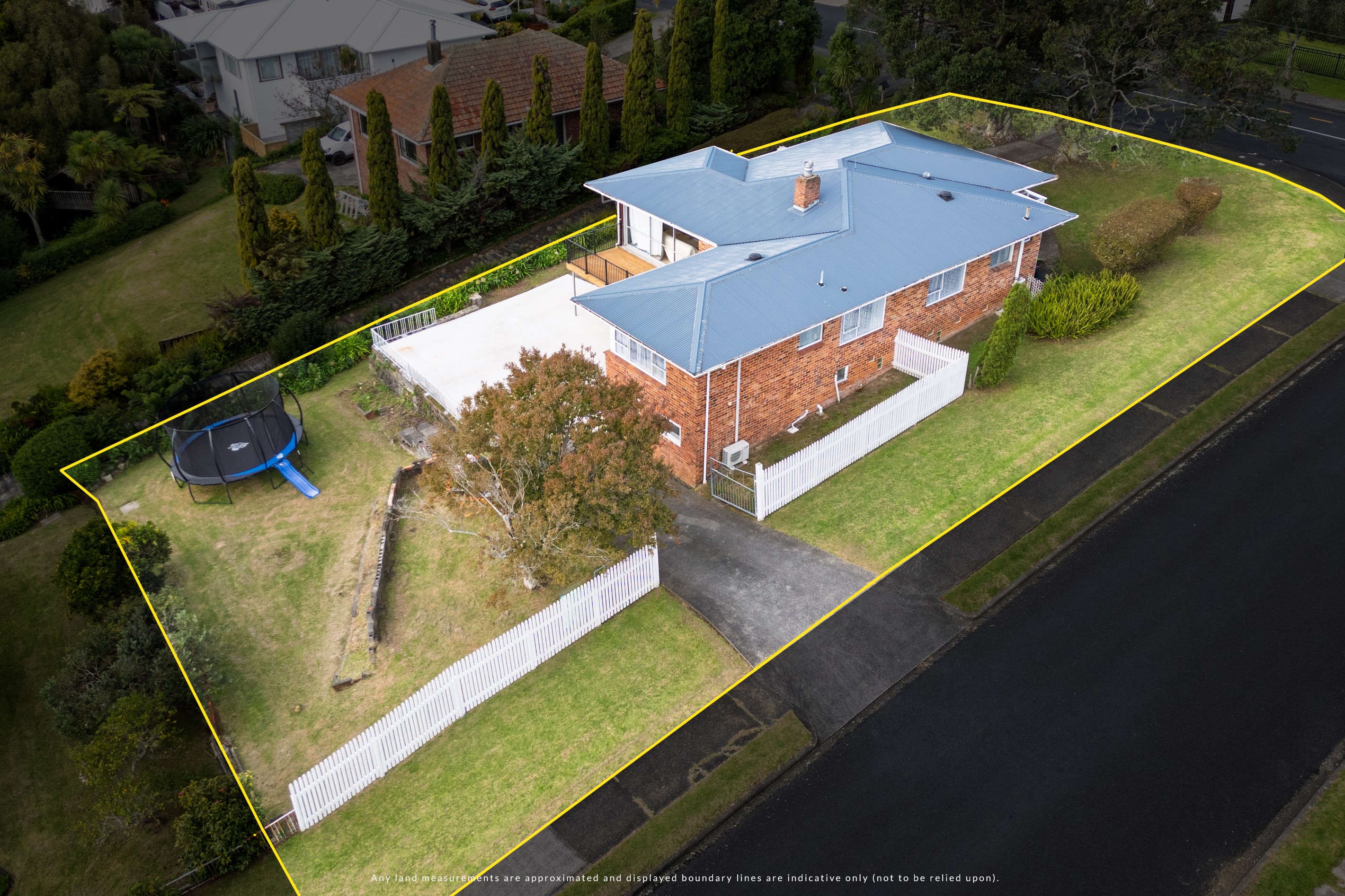 44 Litten Road, Cockle Bay, Manukau City