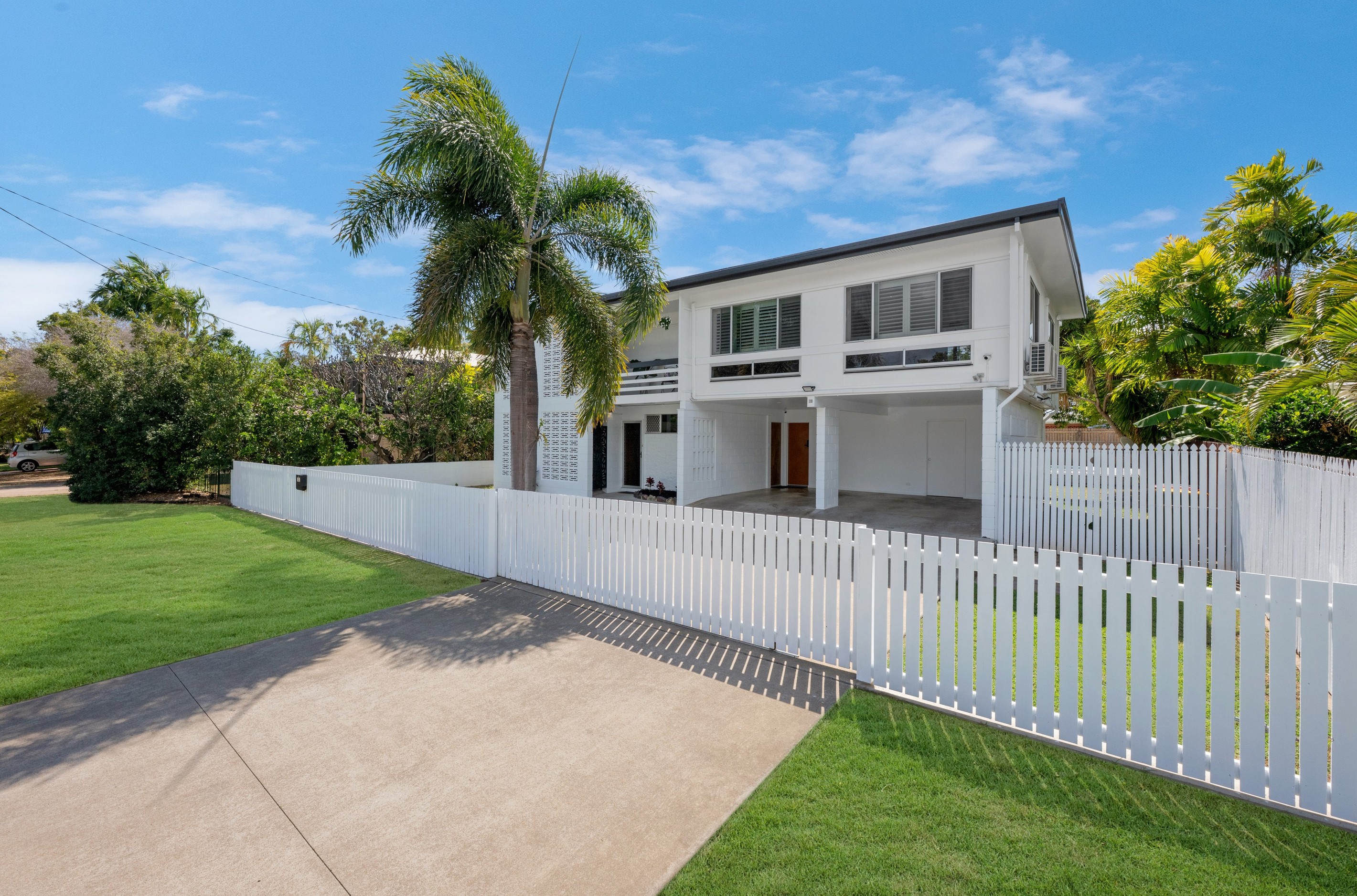 93 Primrose Street, Belgian Gardens, QLD 4810
