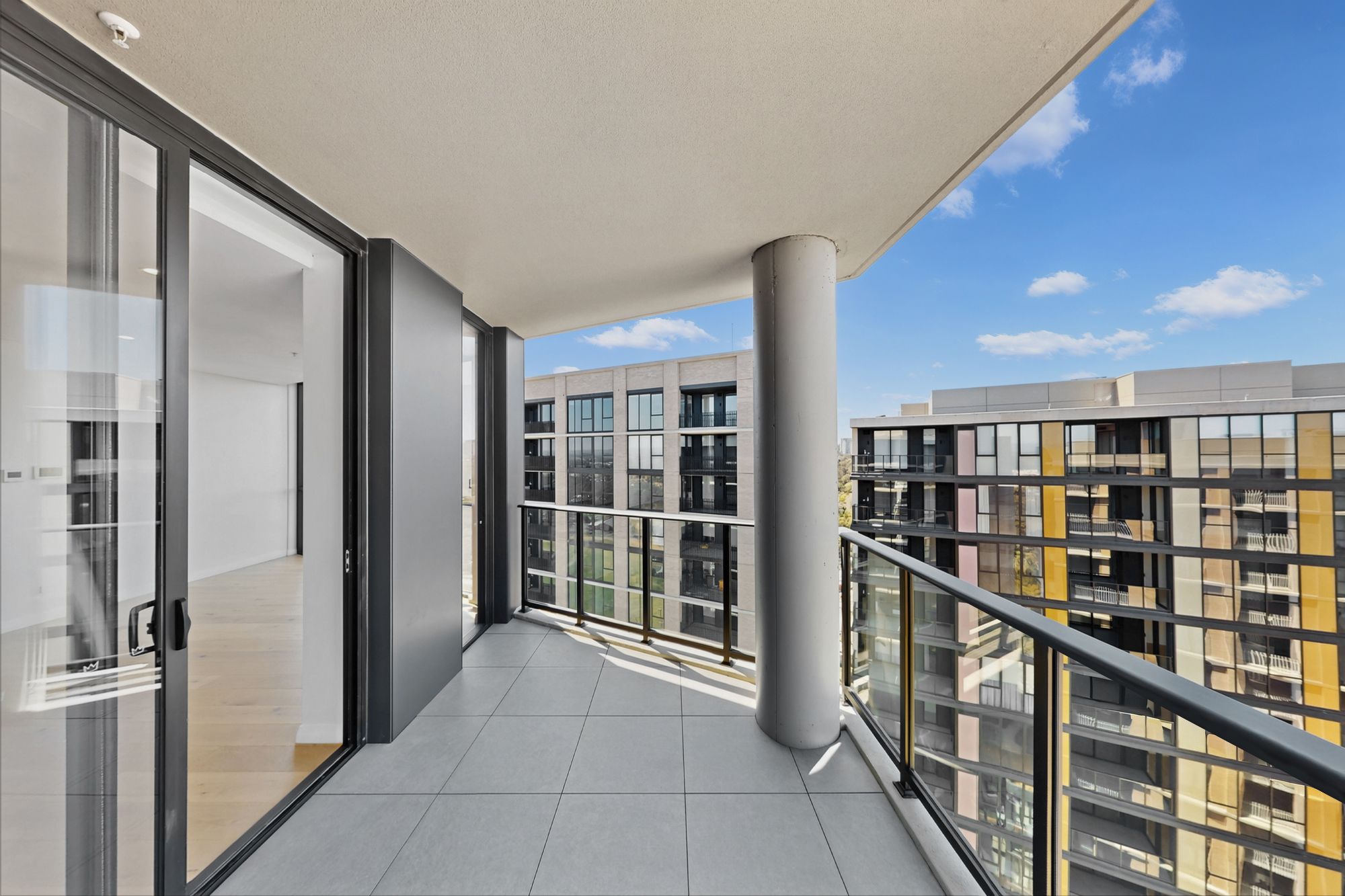 1904/13 De Clambe Drive, Castle Hill, NSW 2154