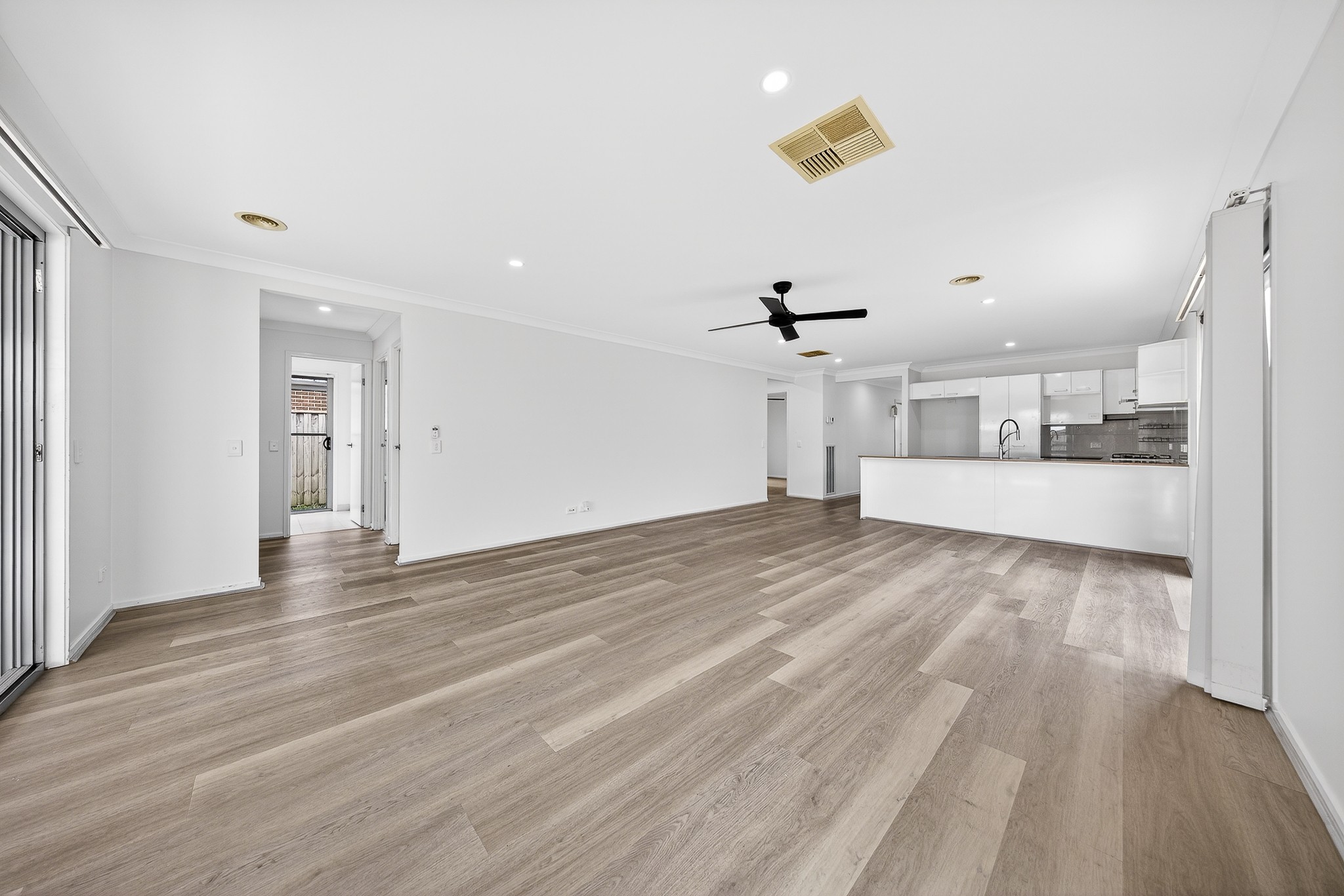 8 Bremer Street, Clyde North, VIC 3978