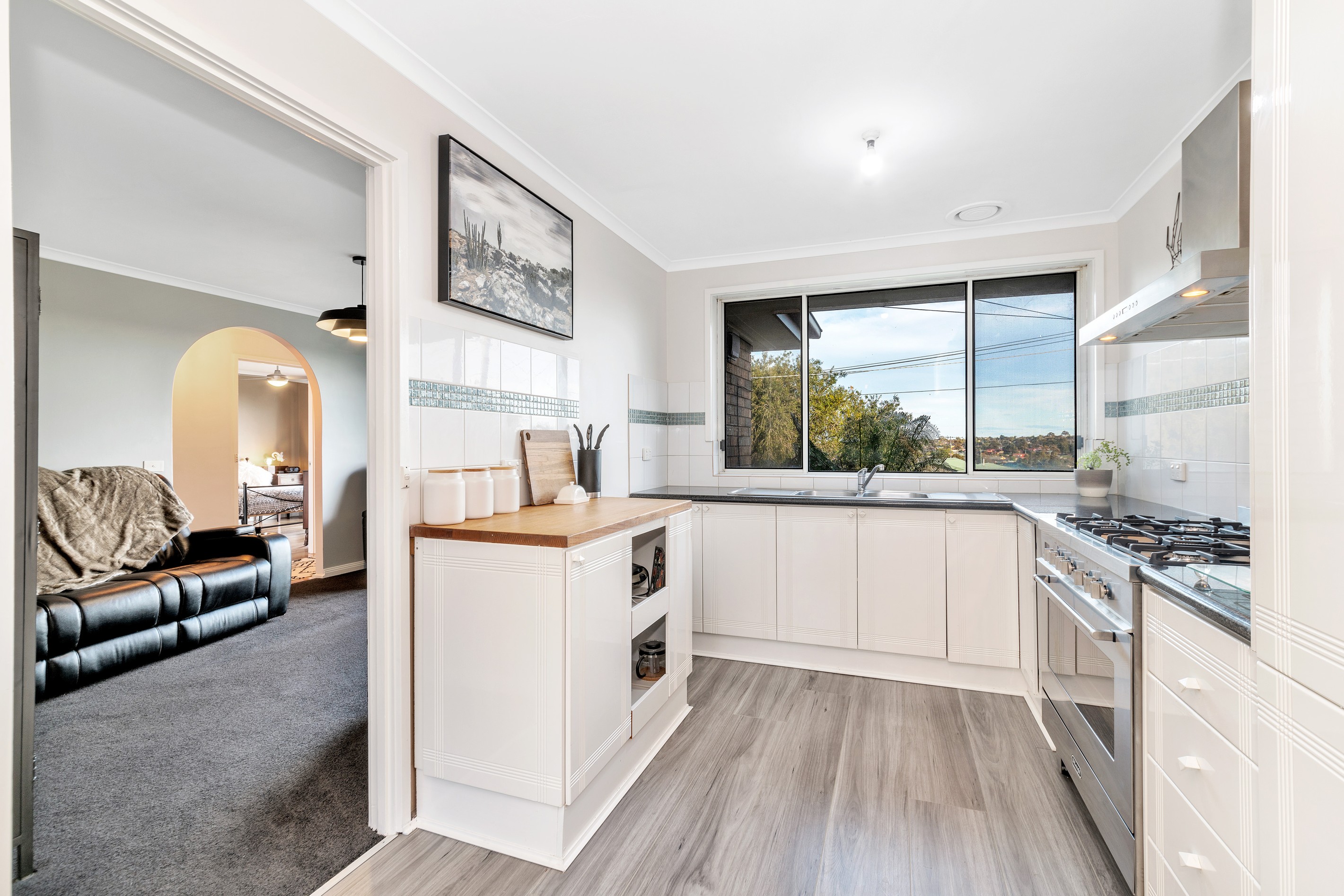 16 Tettenhall Ridge, Belmont, VIC 3216
