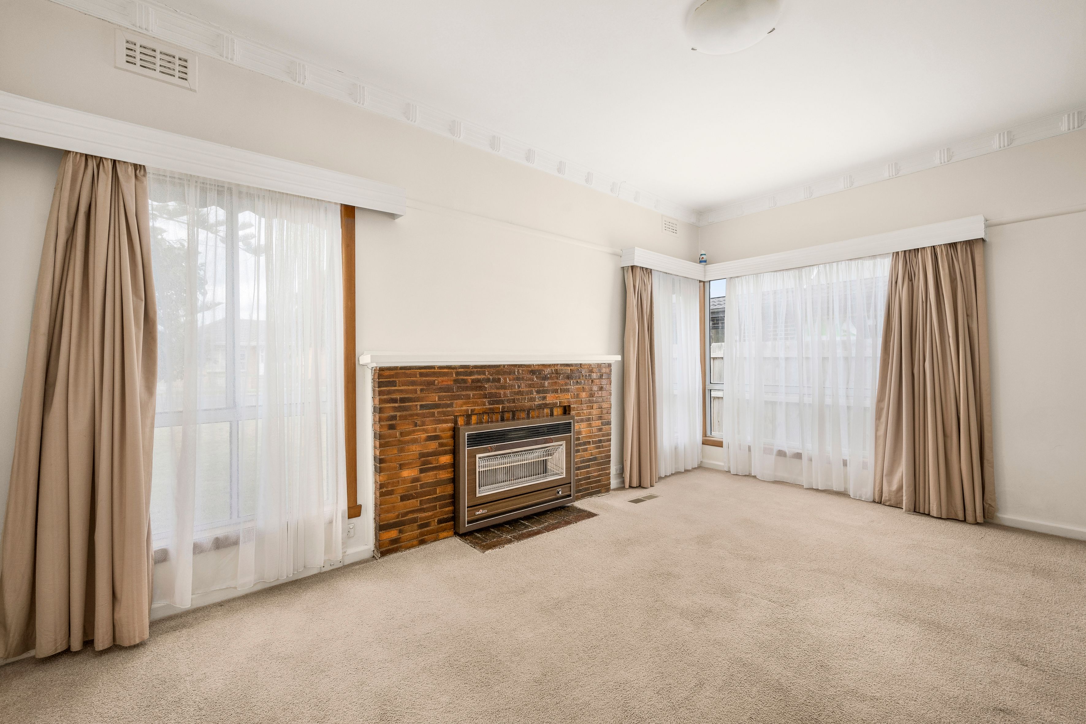 21 Anselm Grove, Glenroy, VIC 3046