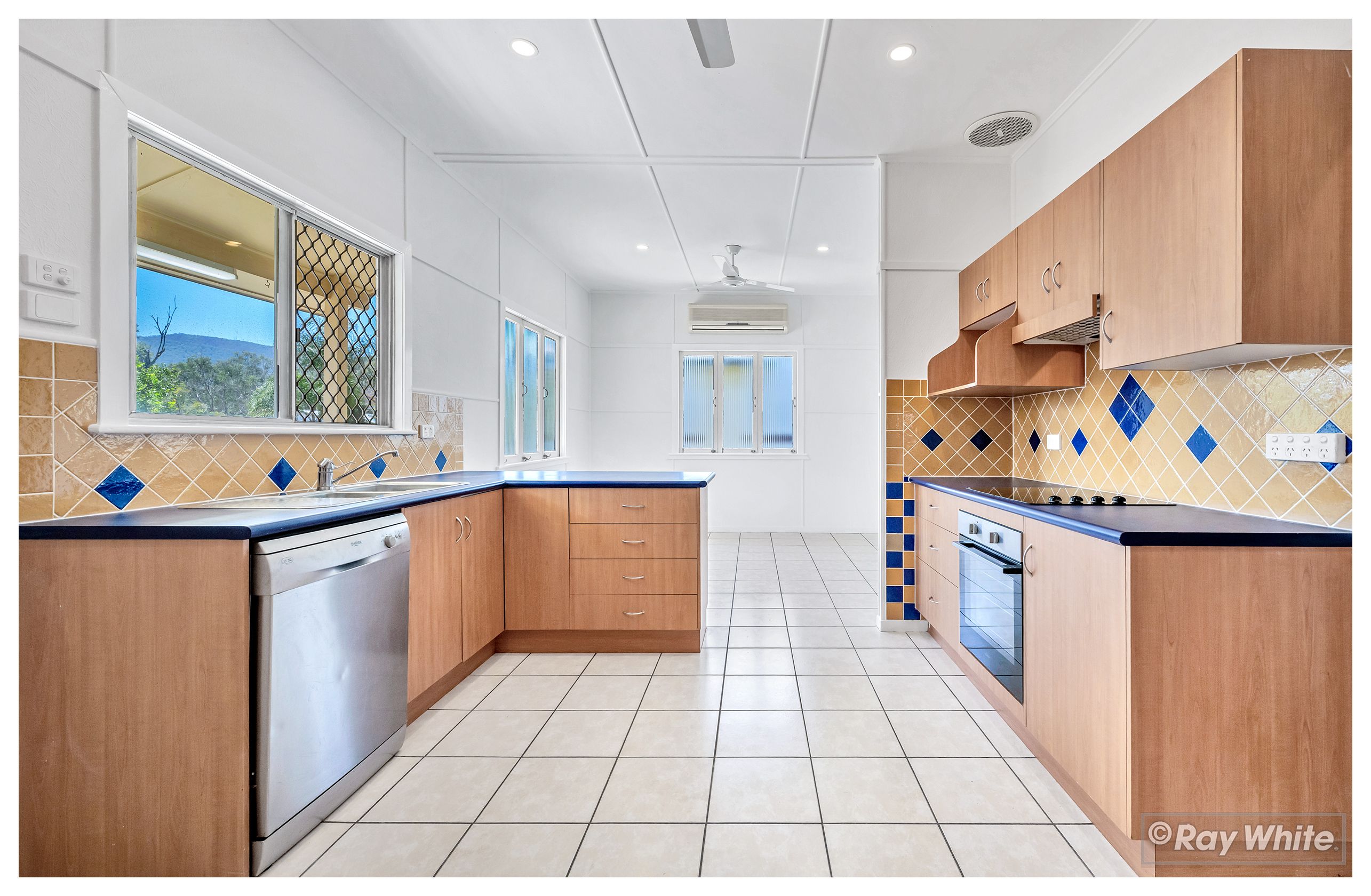 199 Stamford Street, Berserker, QLD 4701