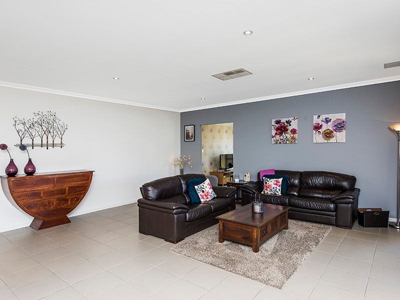 26 The Hawthorns, Baldivis, WA 6171
