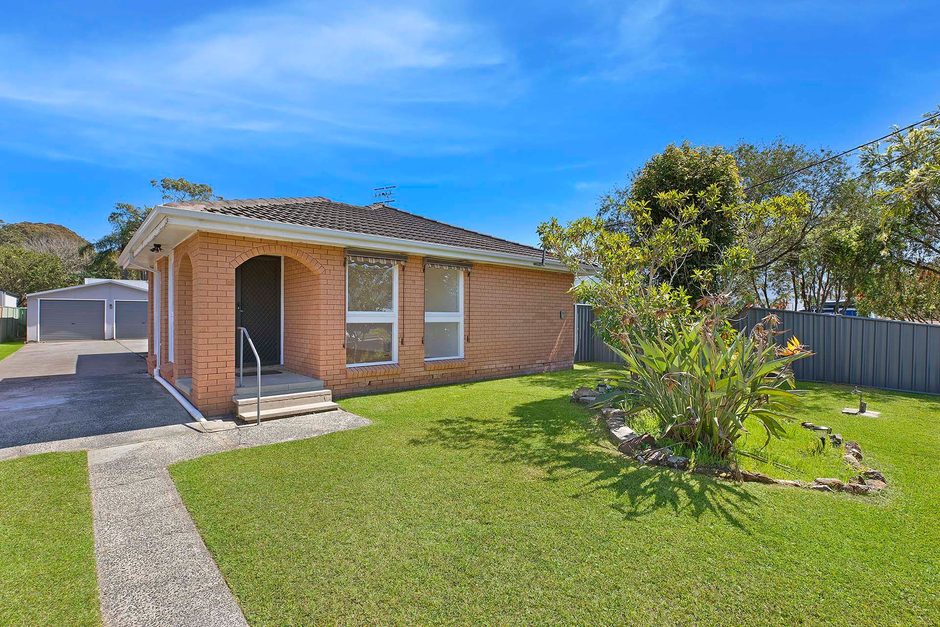 12 Clare Crescent — photo from Ray White Long Jetty | The Entrance