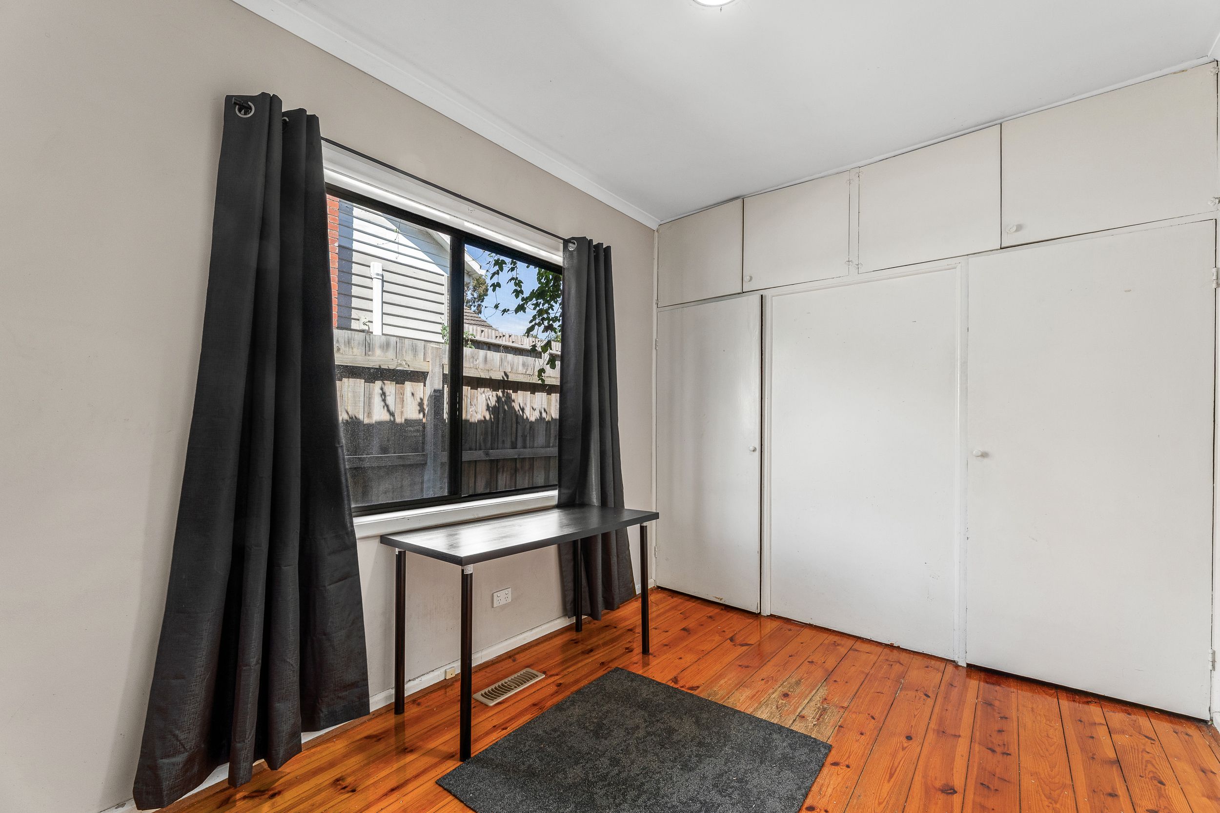 32 Clanbrae Avenue — photo 4 of 18