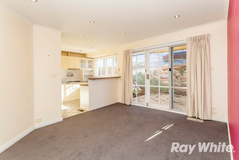 2/30 Bareena Avenue, Rowville, VIC 3178